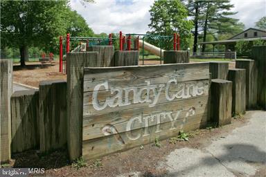 ROCK CREEK GARDENS - Residential Lease