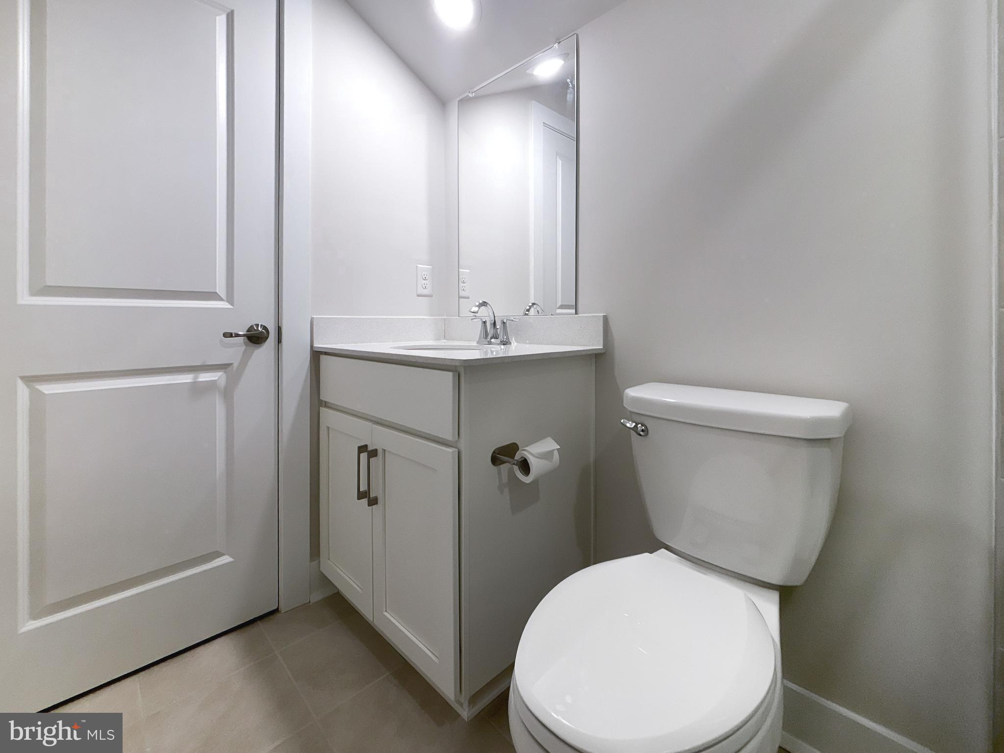 WATERSIDE - Residential