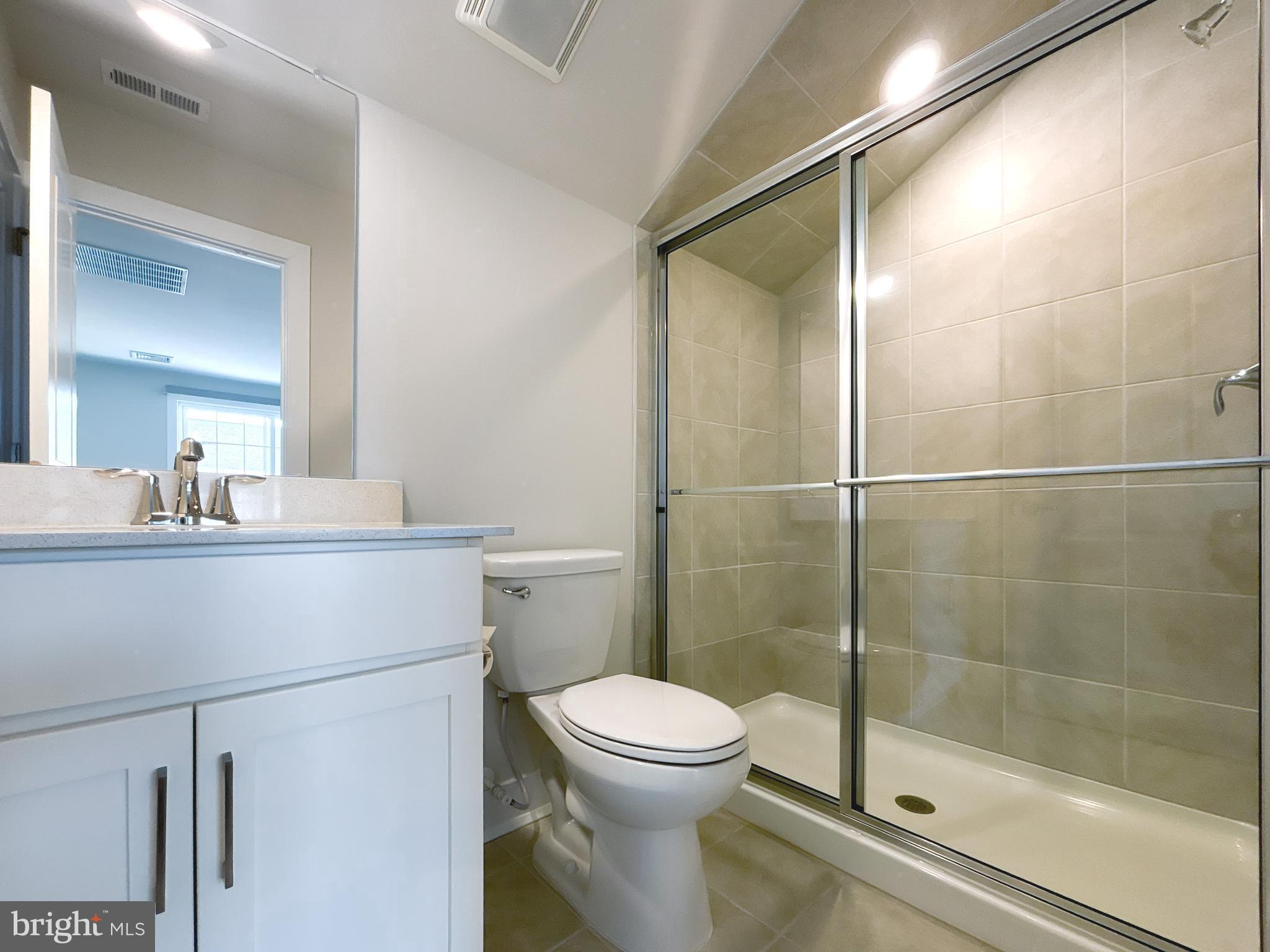 WATERSIDE - Residential