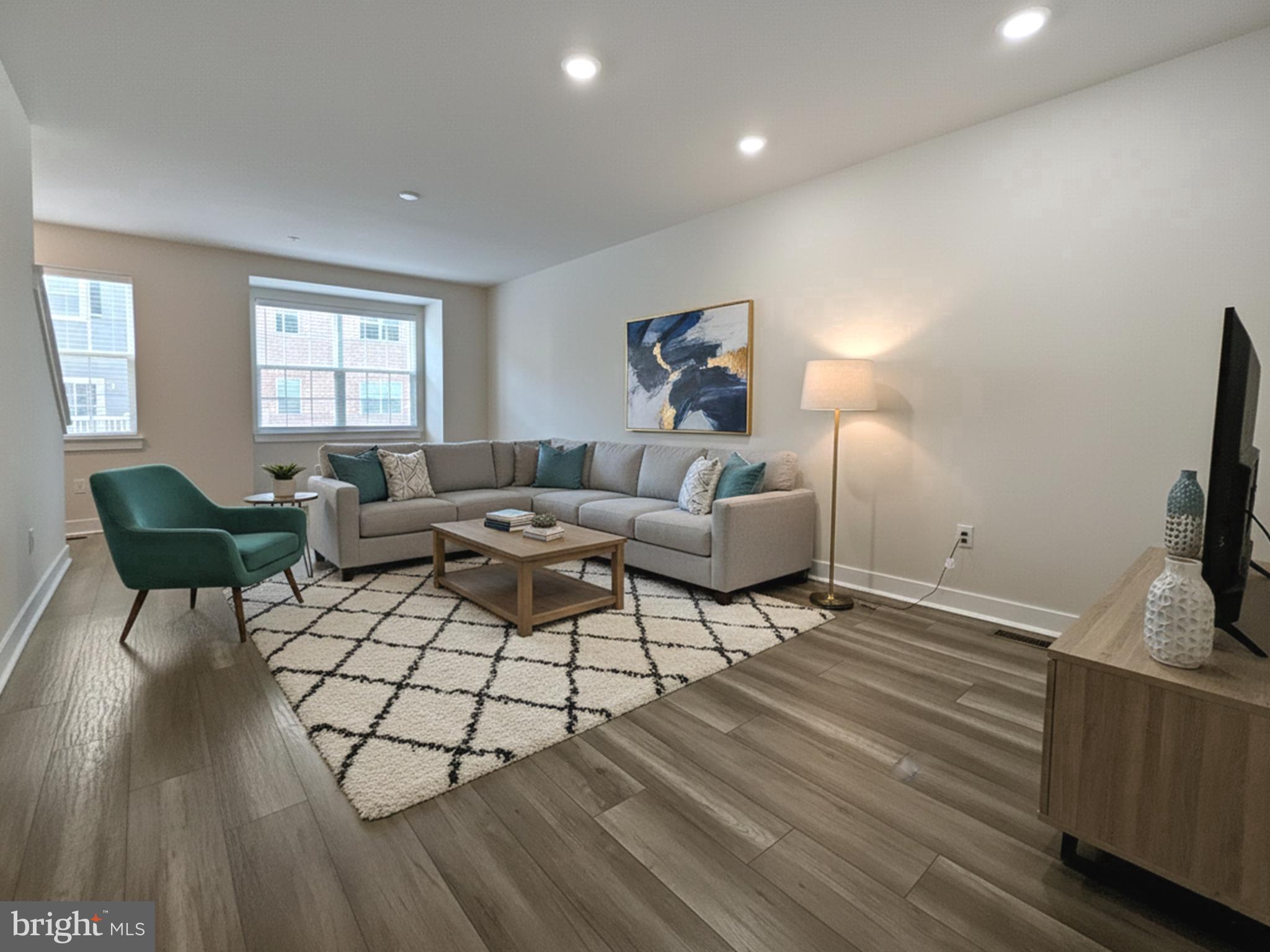 WATERSIDE - Residential