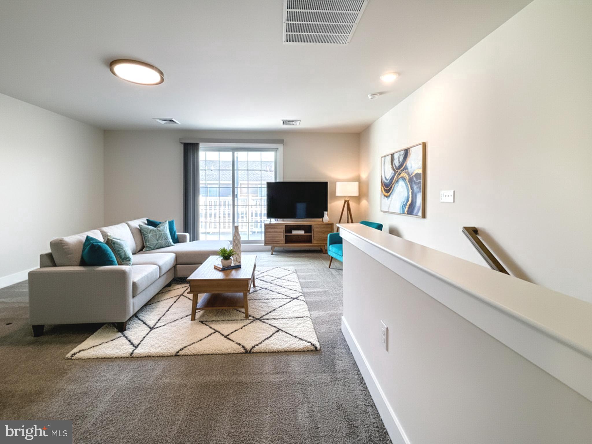 WATERSIDE - Residential