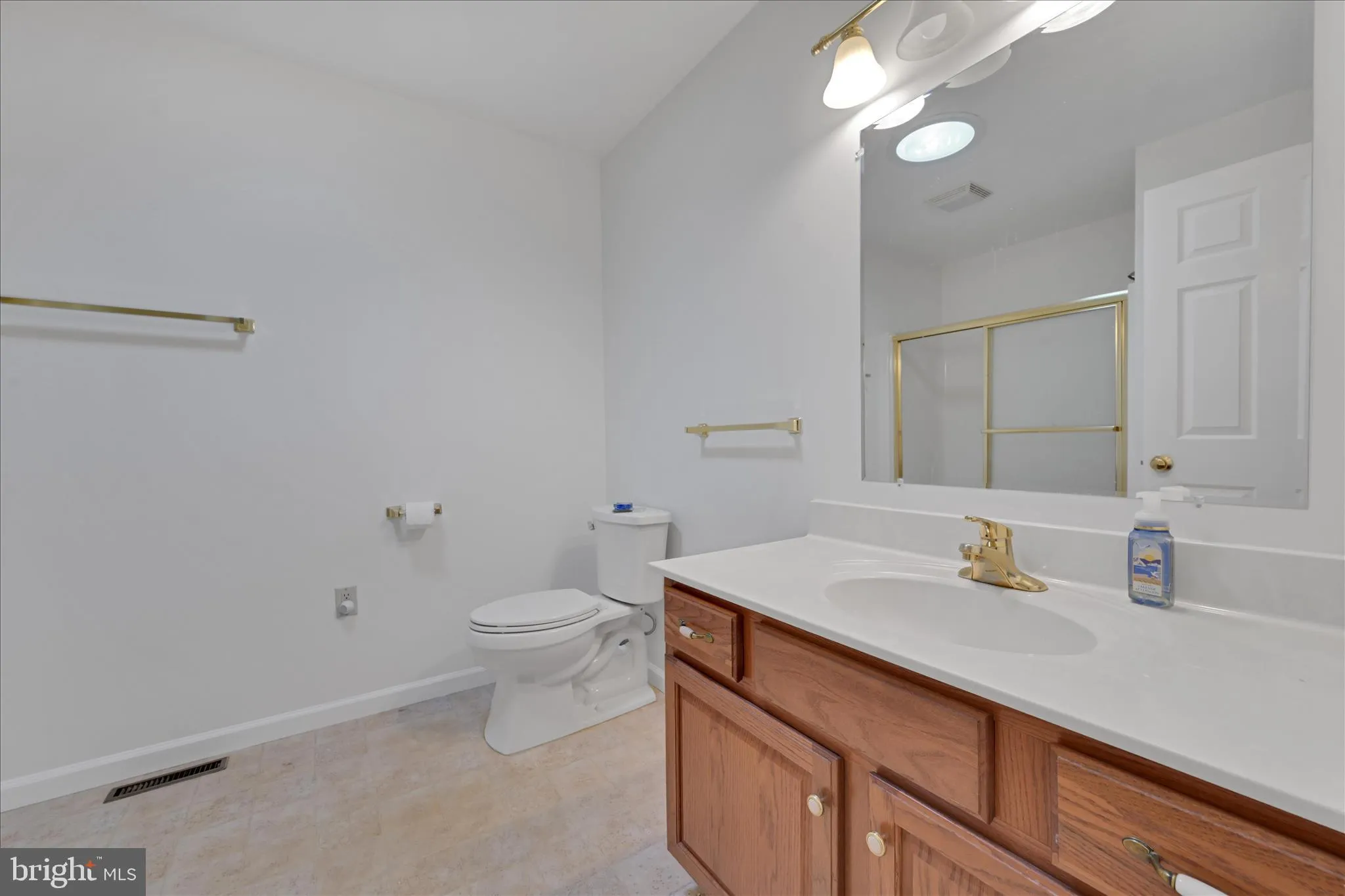 Auburn, Pennsylvania 17922, United States, 3 Bedrooms Bedrooms, ,3 BathroomsBathrooms,Residential,Active,250461