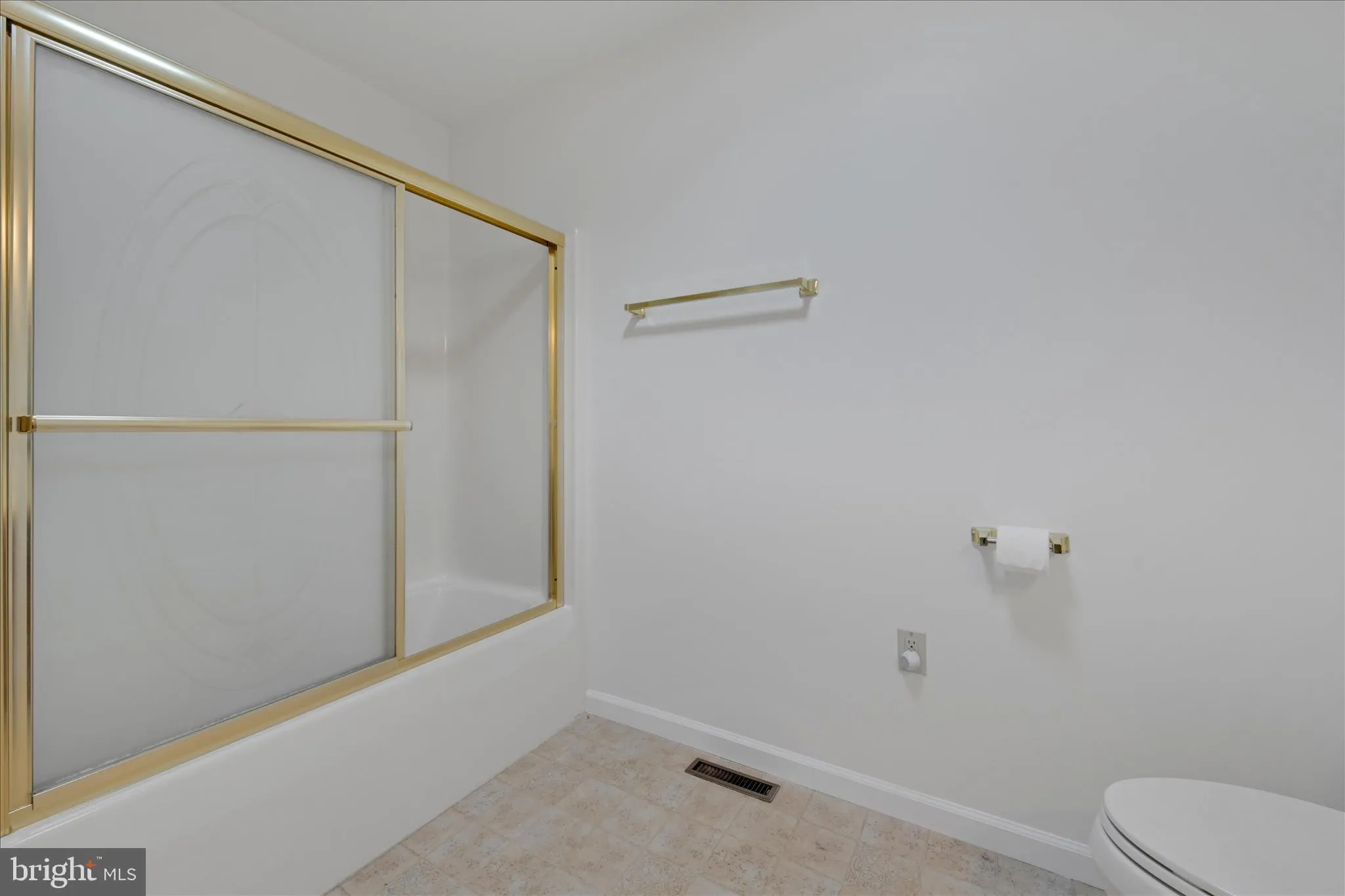 Auburn, Pennsylvania 17922, United States, 3 Bedrooms Bedrooms, ,3 BathroomsBathrooms,Residential,Active,250461