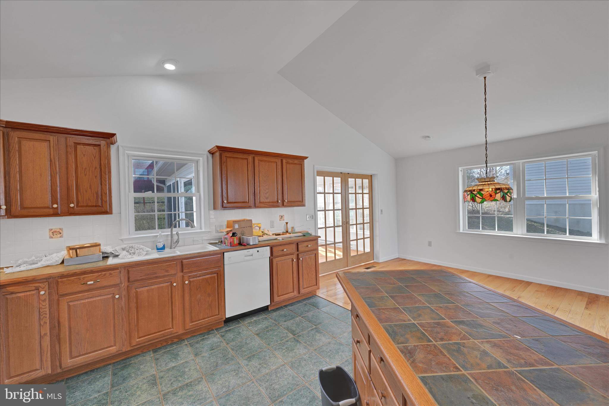 LAKE WYNONAH - Residential