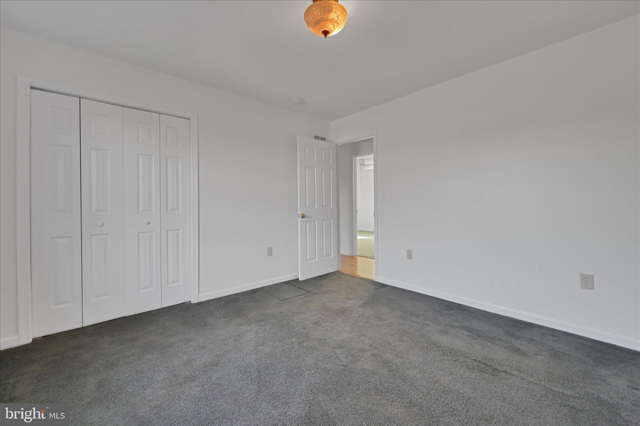 LAKE WYNONAH - Residential