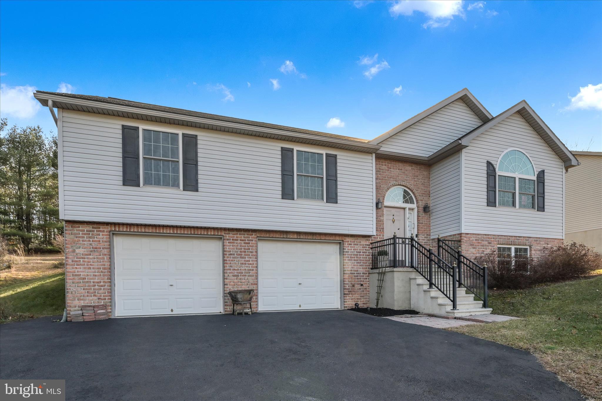 LAKE WYNONAH - Residential