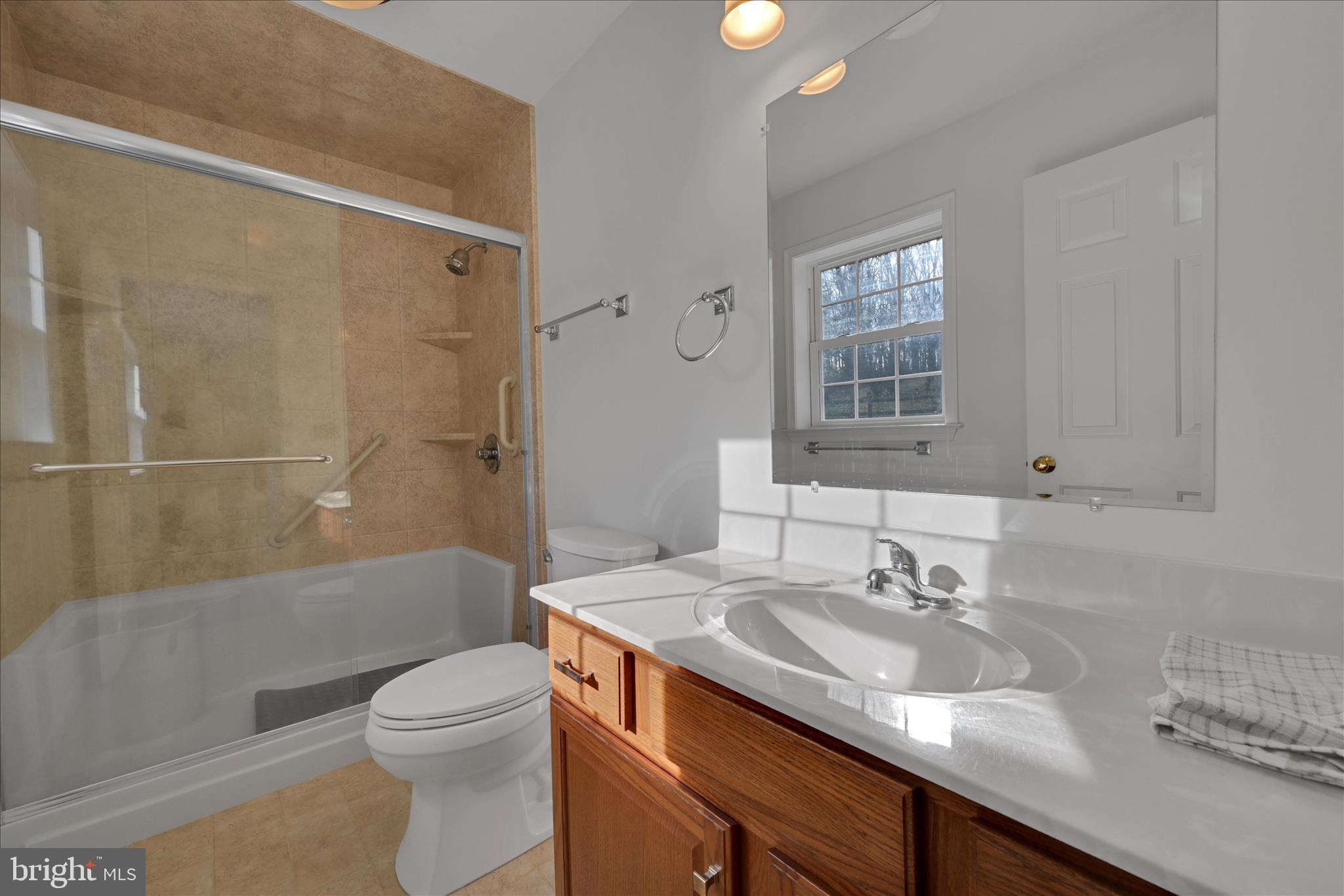 LAKE WYNONAH - Residential