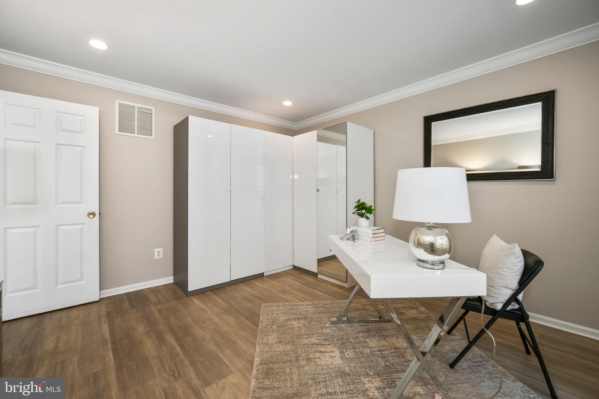 STURBRIDGE HEIGHTS - Residential