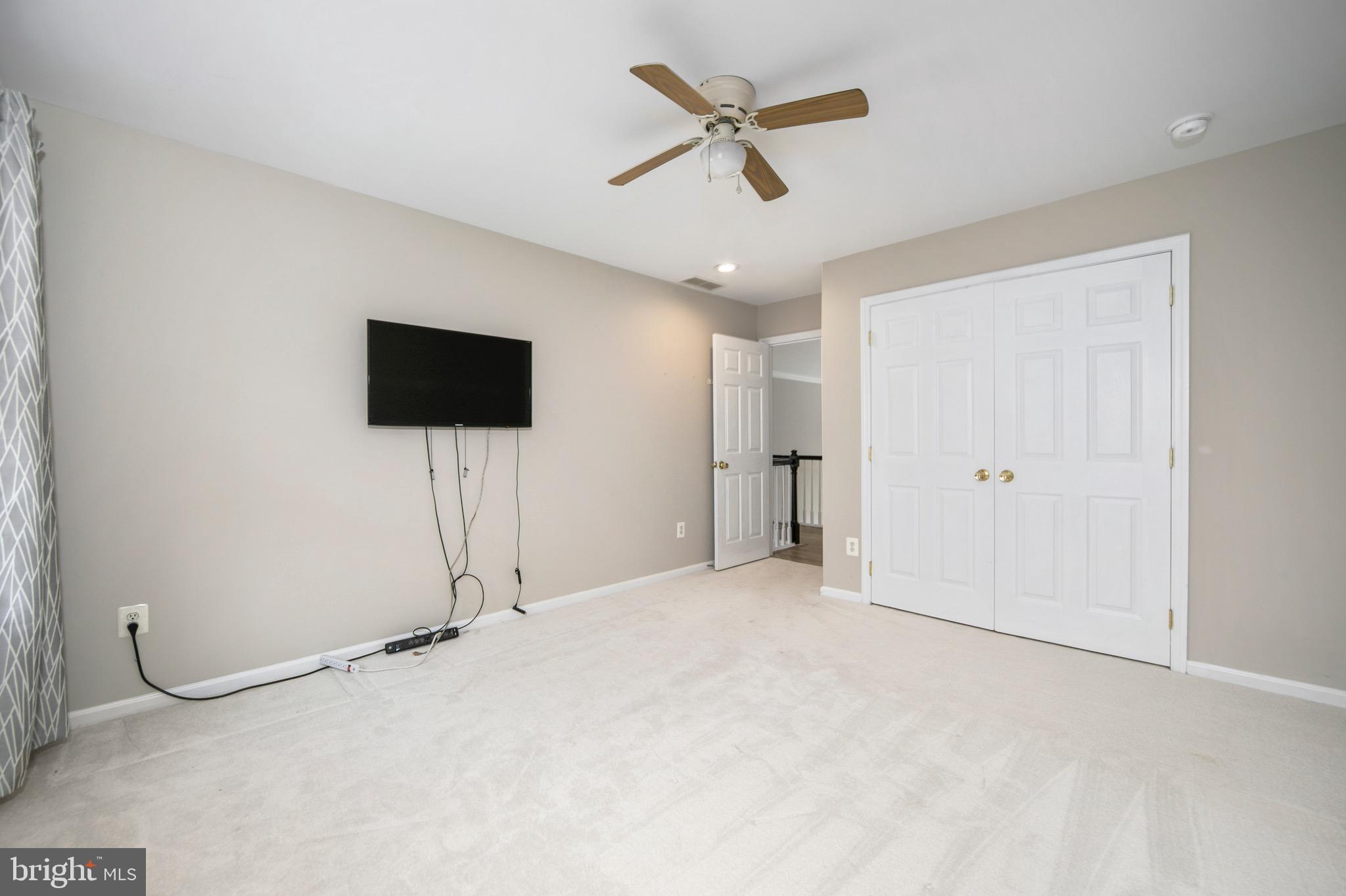 STURBRIDGE HEIGHTS - Residential