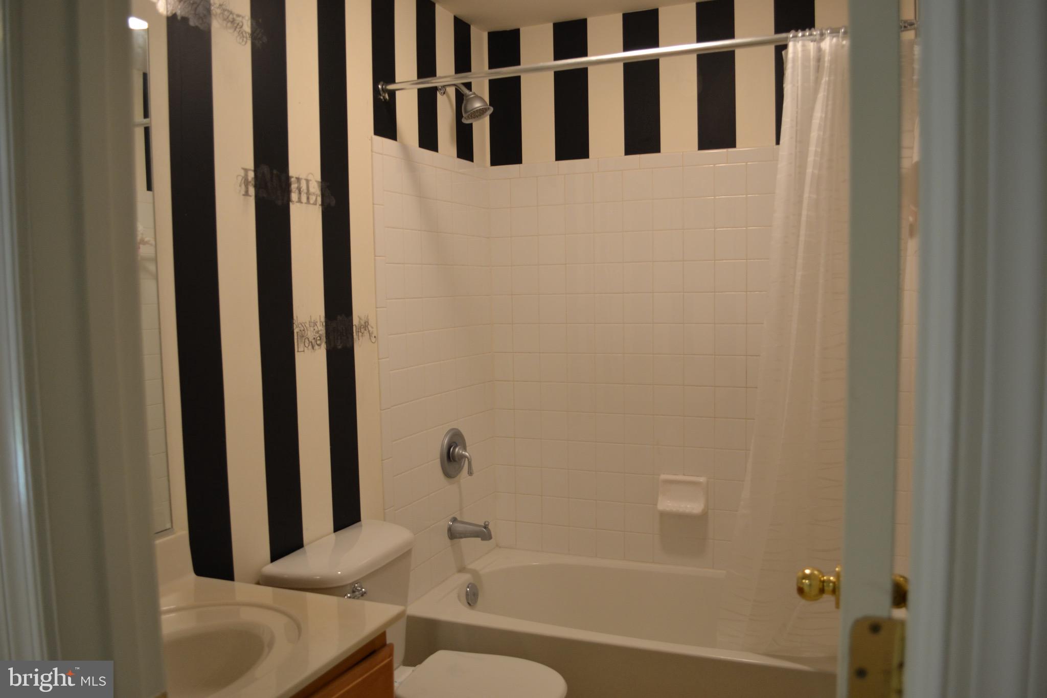 ABERDEEN HILLS - Residential