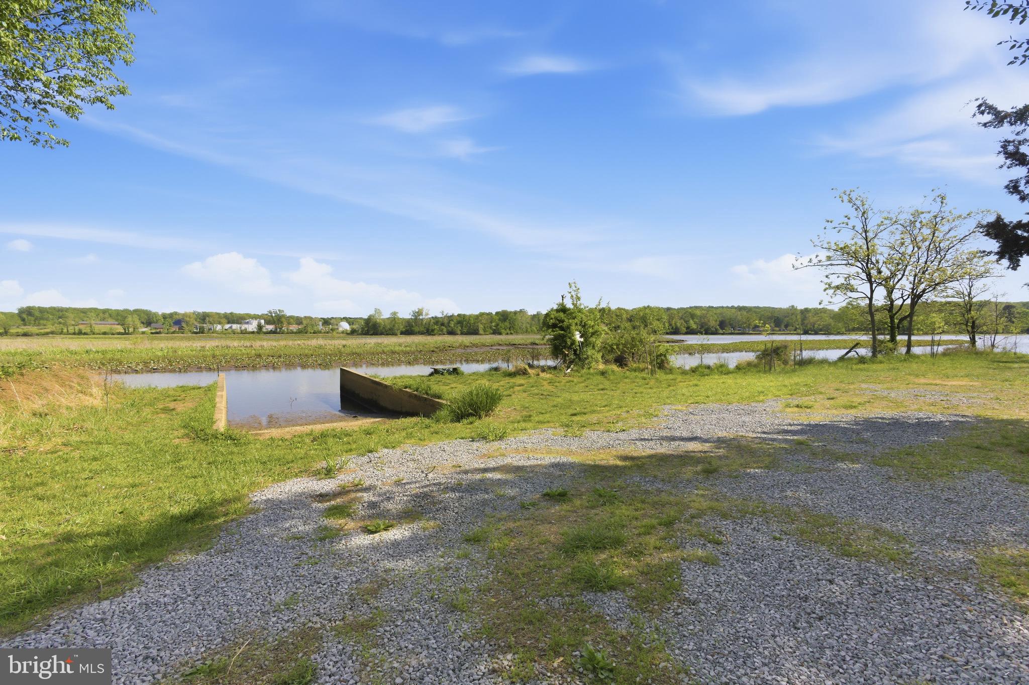 BAYTOMAC WOODS - Residential