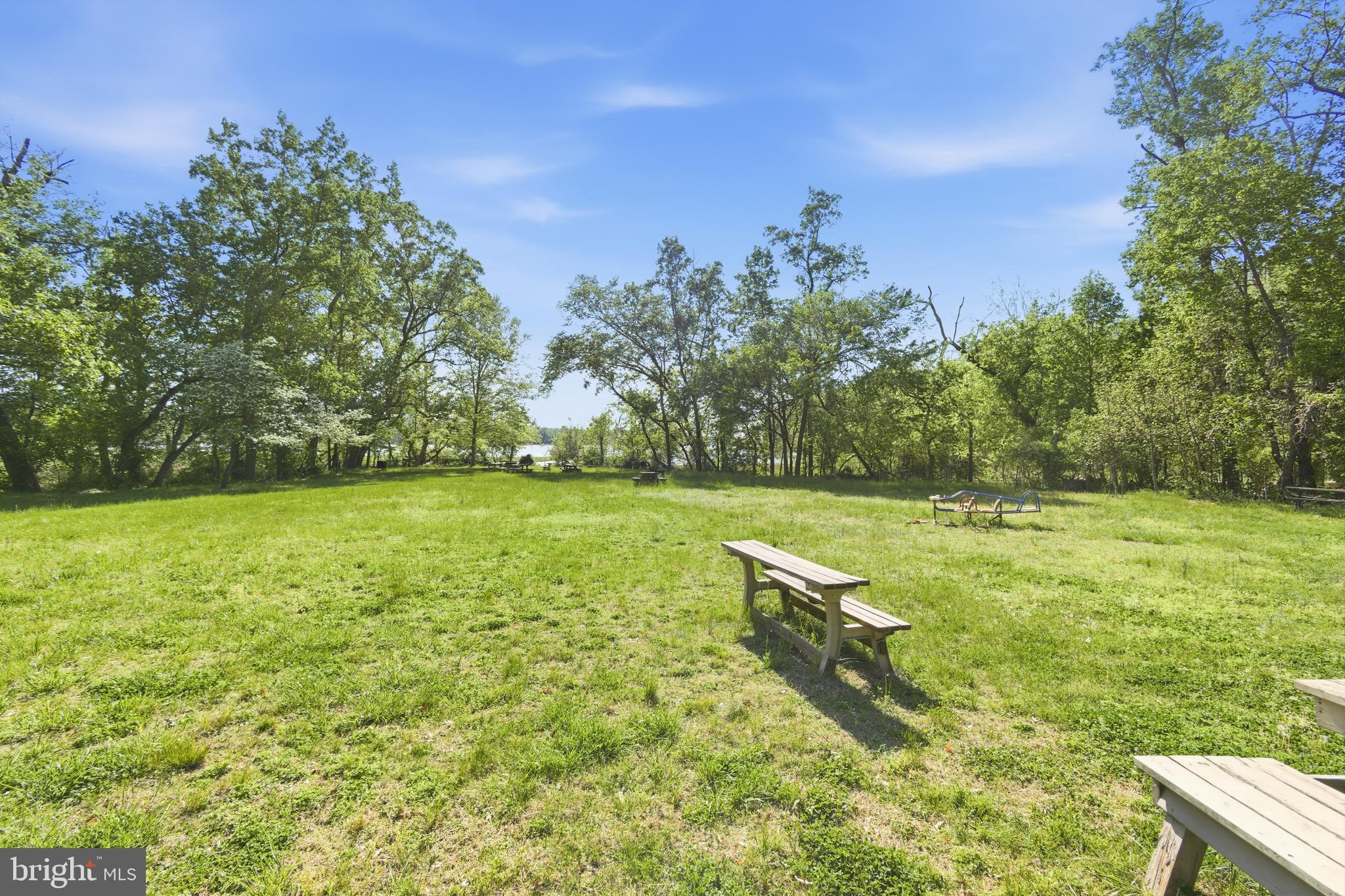 BAYTOMAC WOODS - Residential