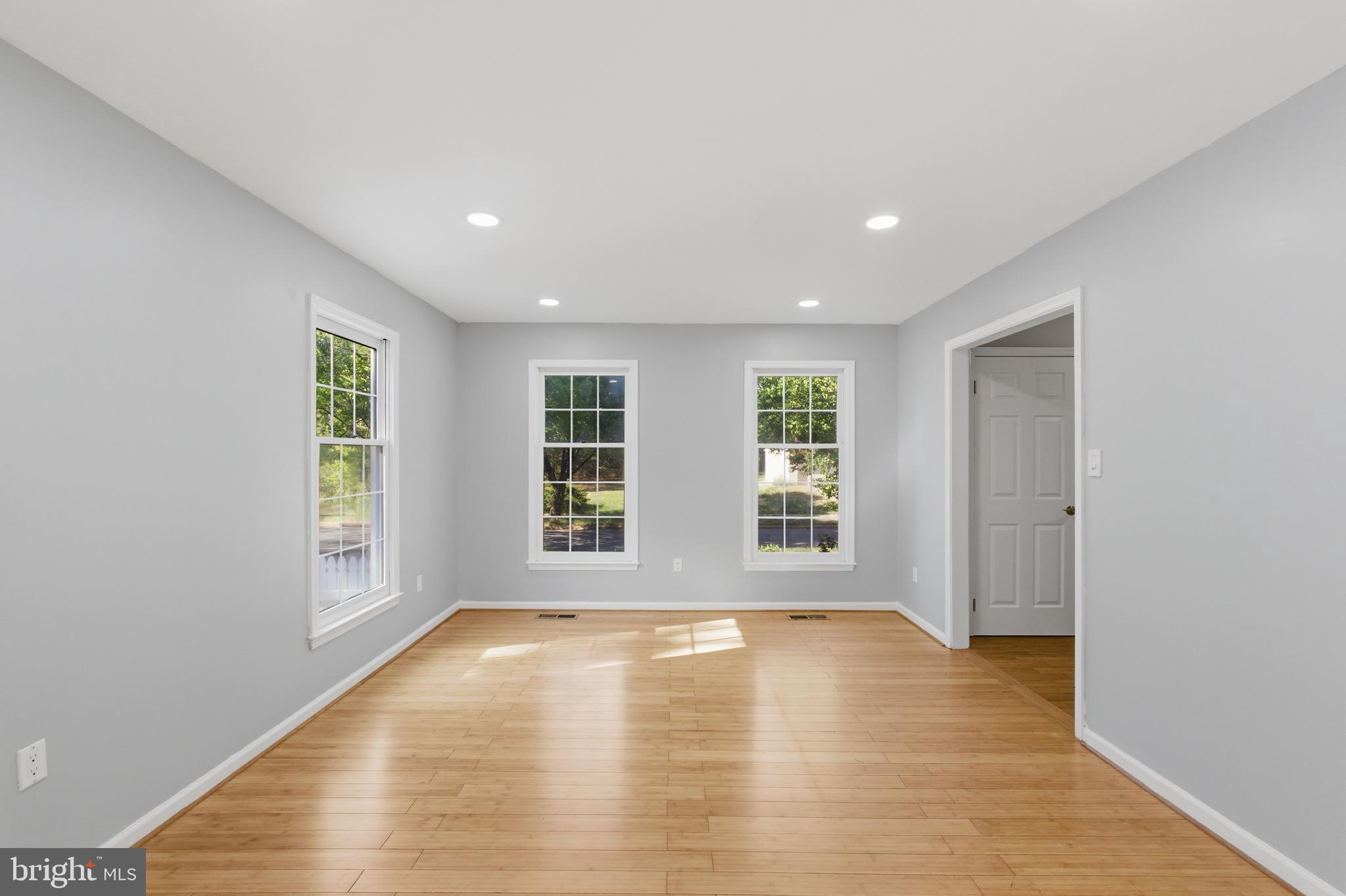 BAYTOMAC WOODS - Residential