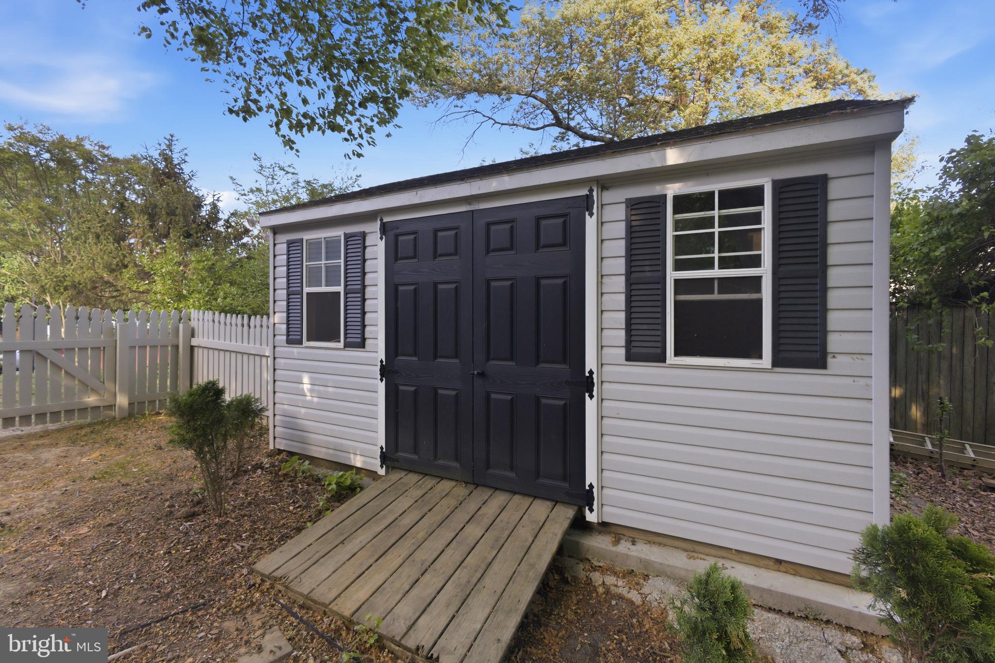 BAYTOMAC WOODS - Residential