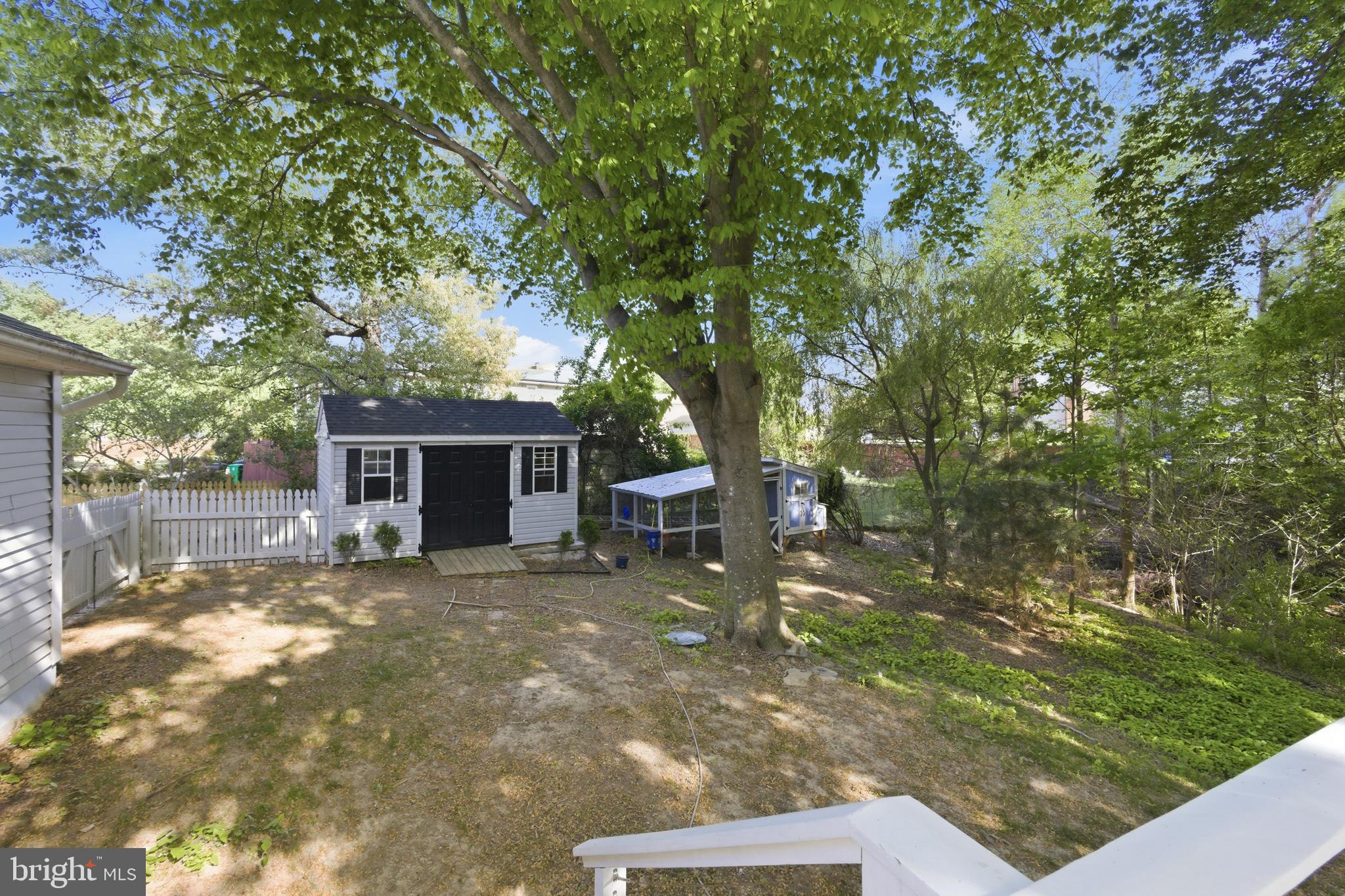 BAYTOMAC WOODS - Residential