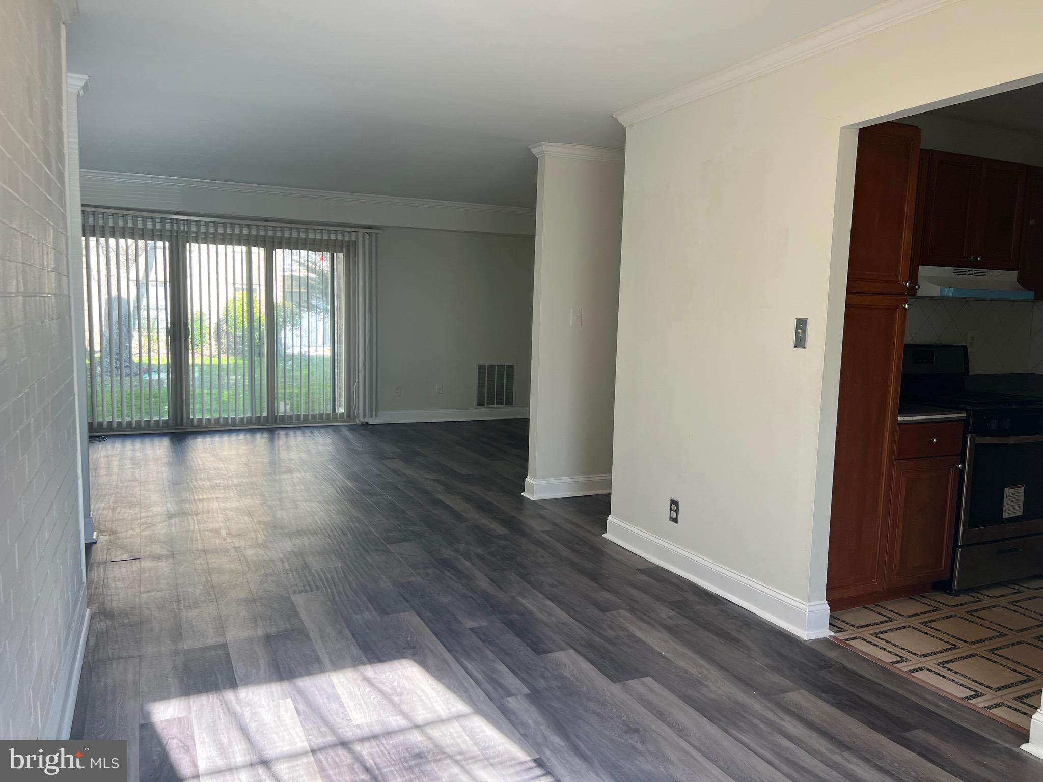 WESTCHESTER PARK - Residential Lease