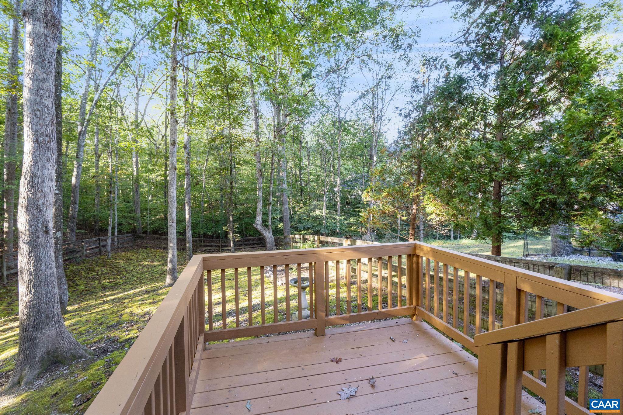 LAKE MONTICELLO - Residential