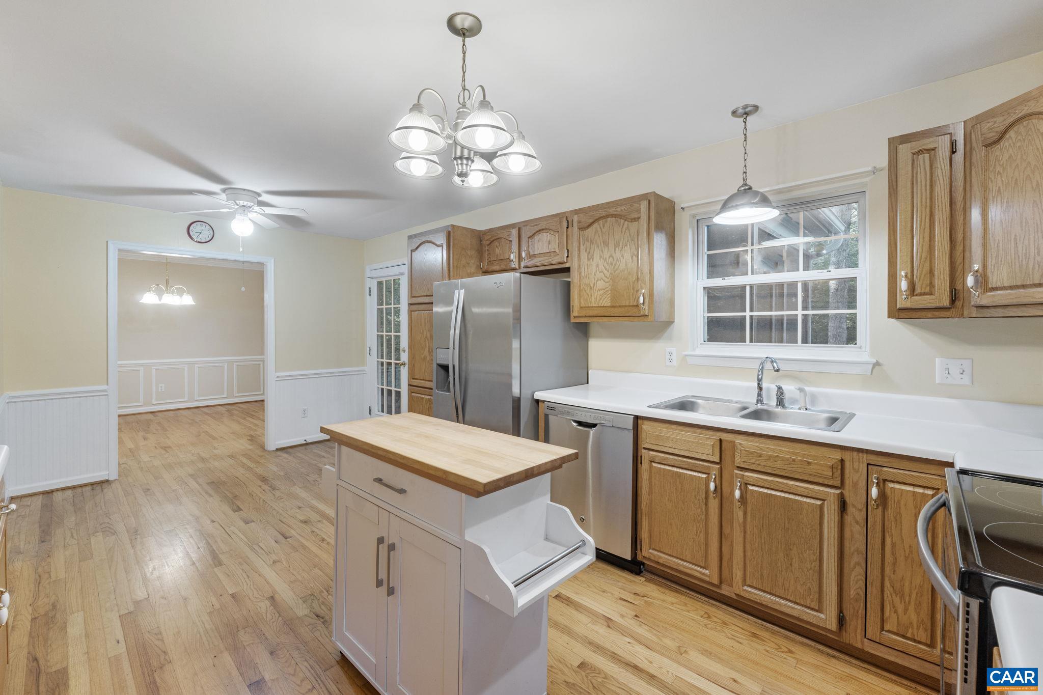 LAKE MONTICELLO - Residential