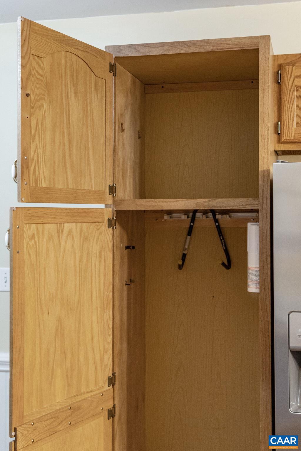 LAKE MONTICELLO - Residential