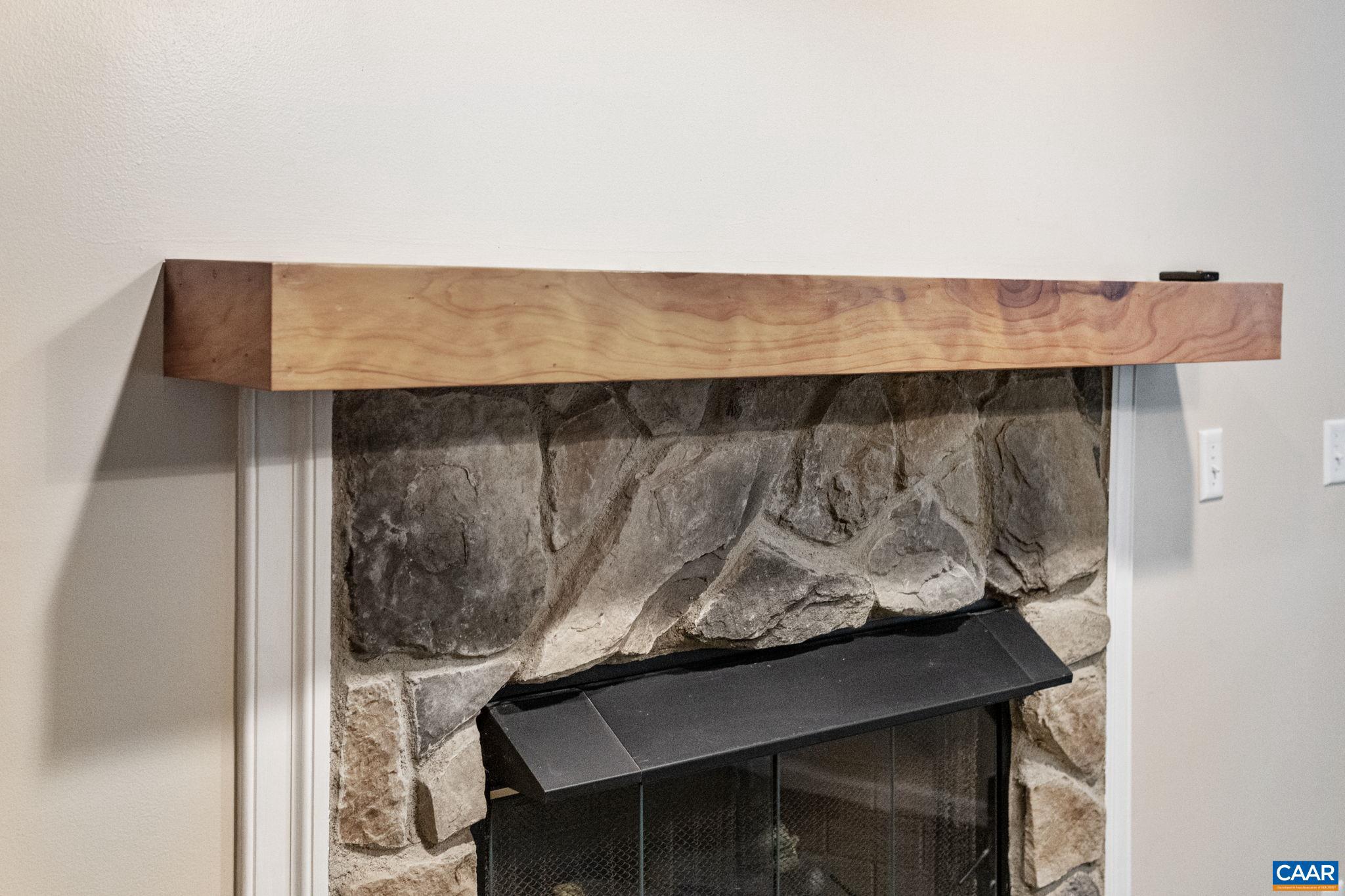 LAKE MONTICELLO - Residential