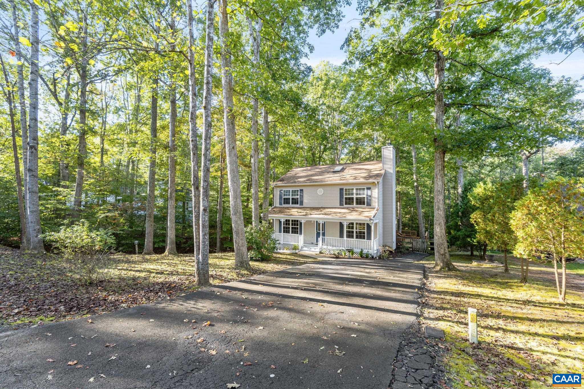 LAKE MONTICELLO - Residential