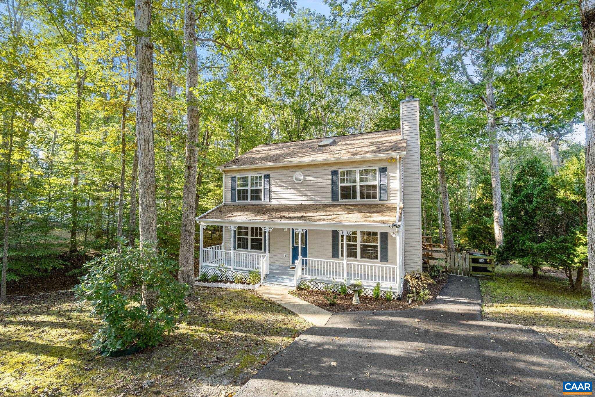 LAKE MONTICELLO - Residential