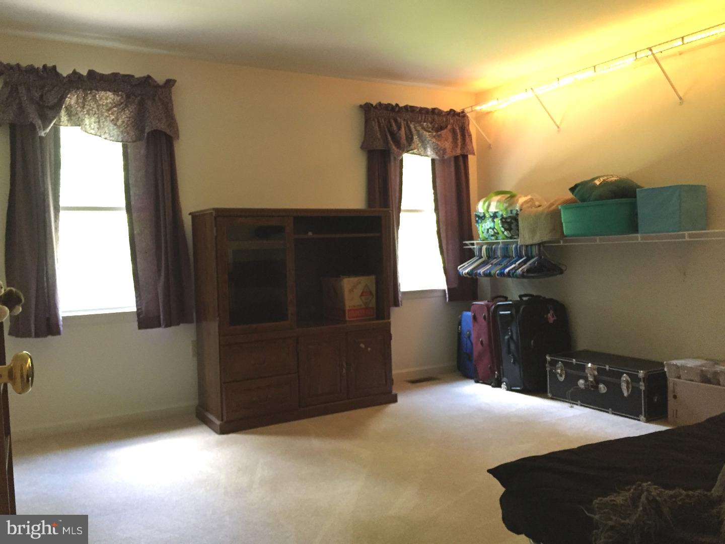 ANGELICA WOODS - Residential