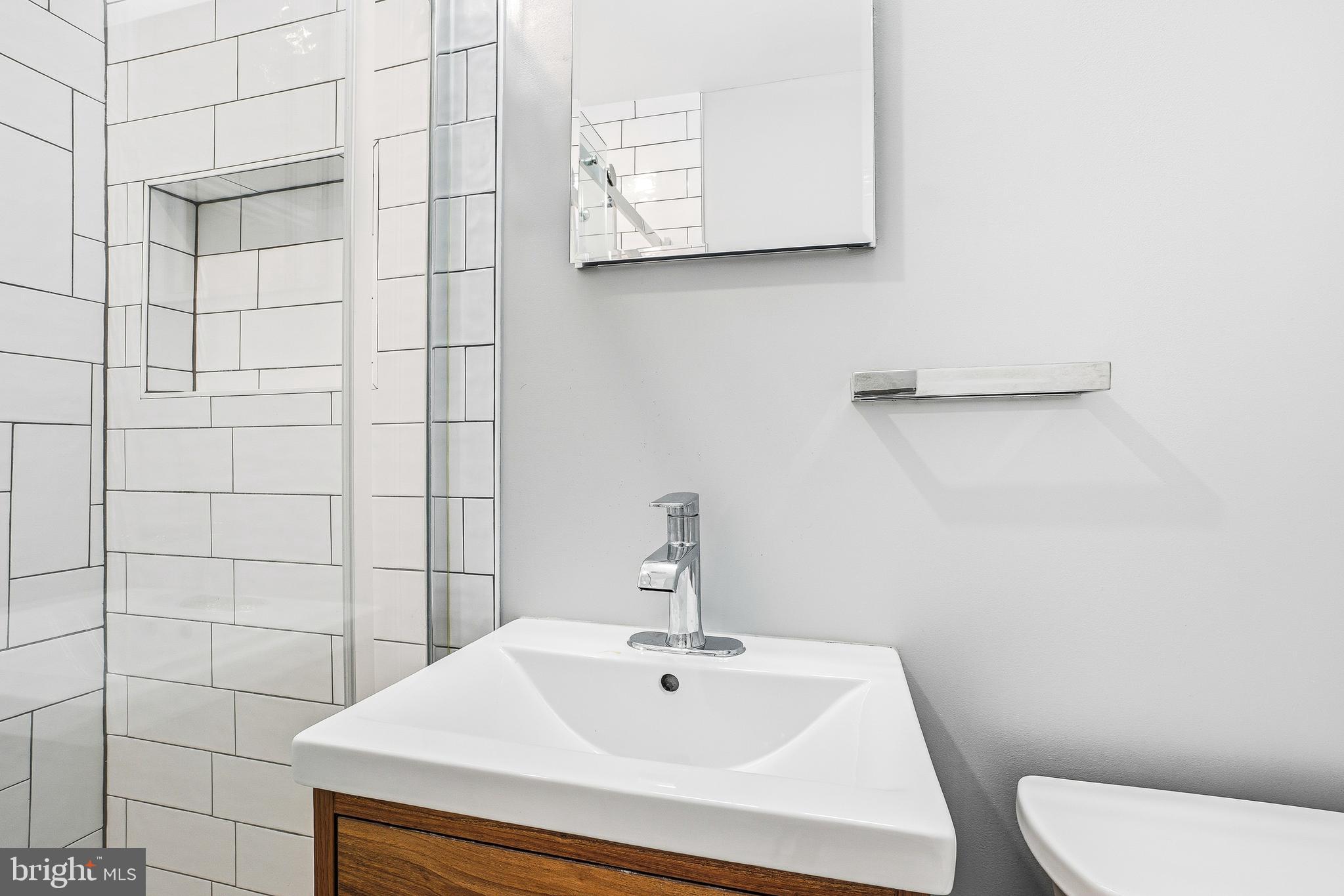 GLEN MANOR - Residential