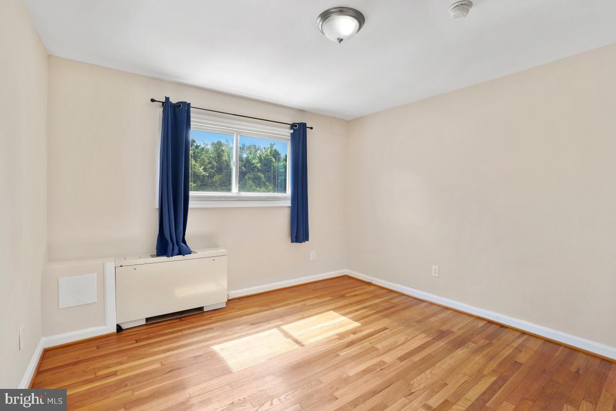 GLEN MANOR - Residential