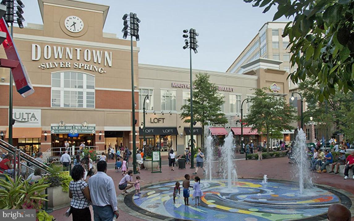 GLEN MANOR - Residential