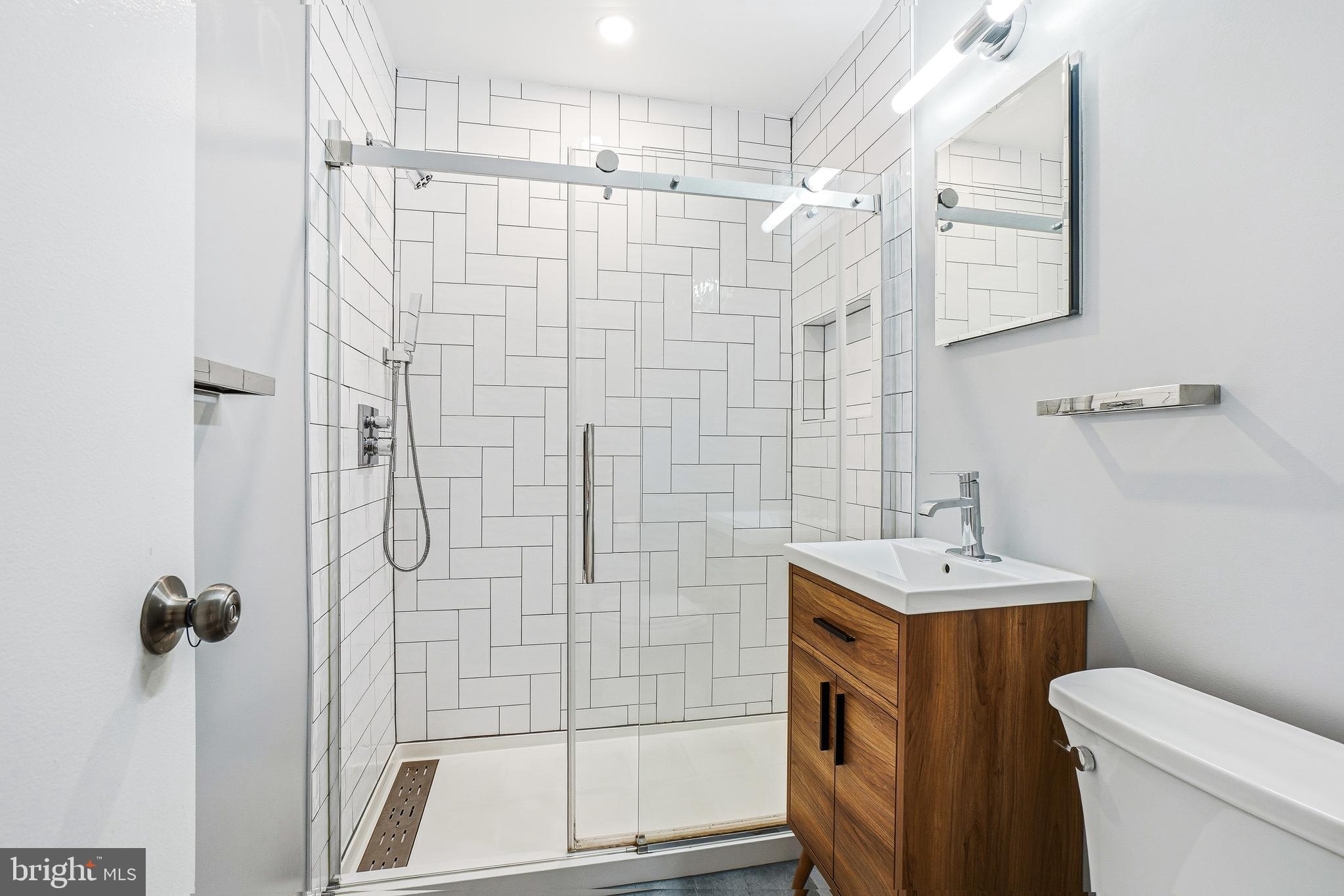 GLEN MANOR - Residential