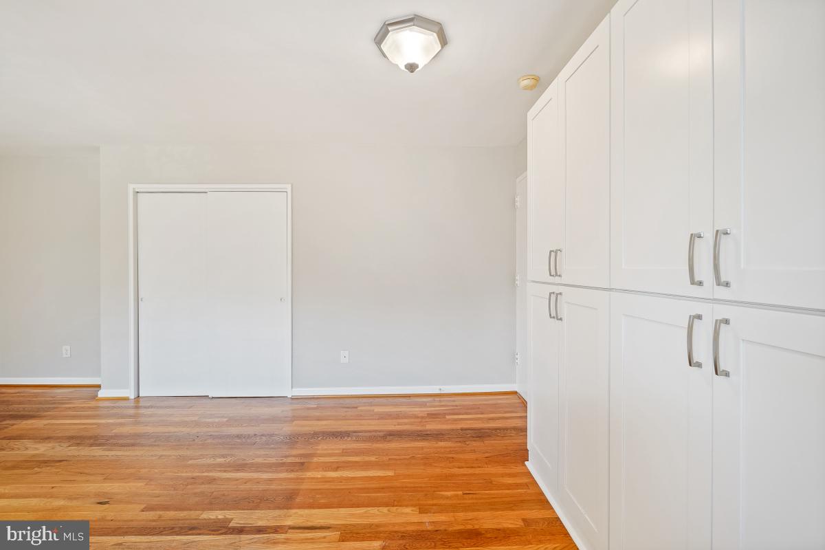 GLEN MANOR - Residential