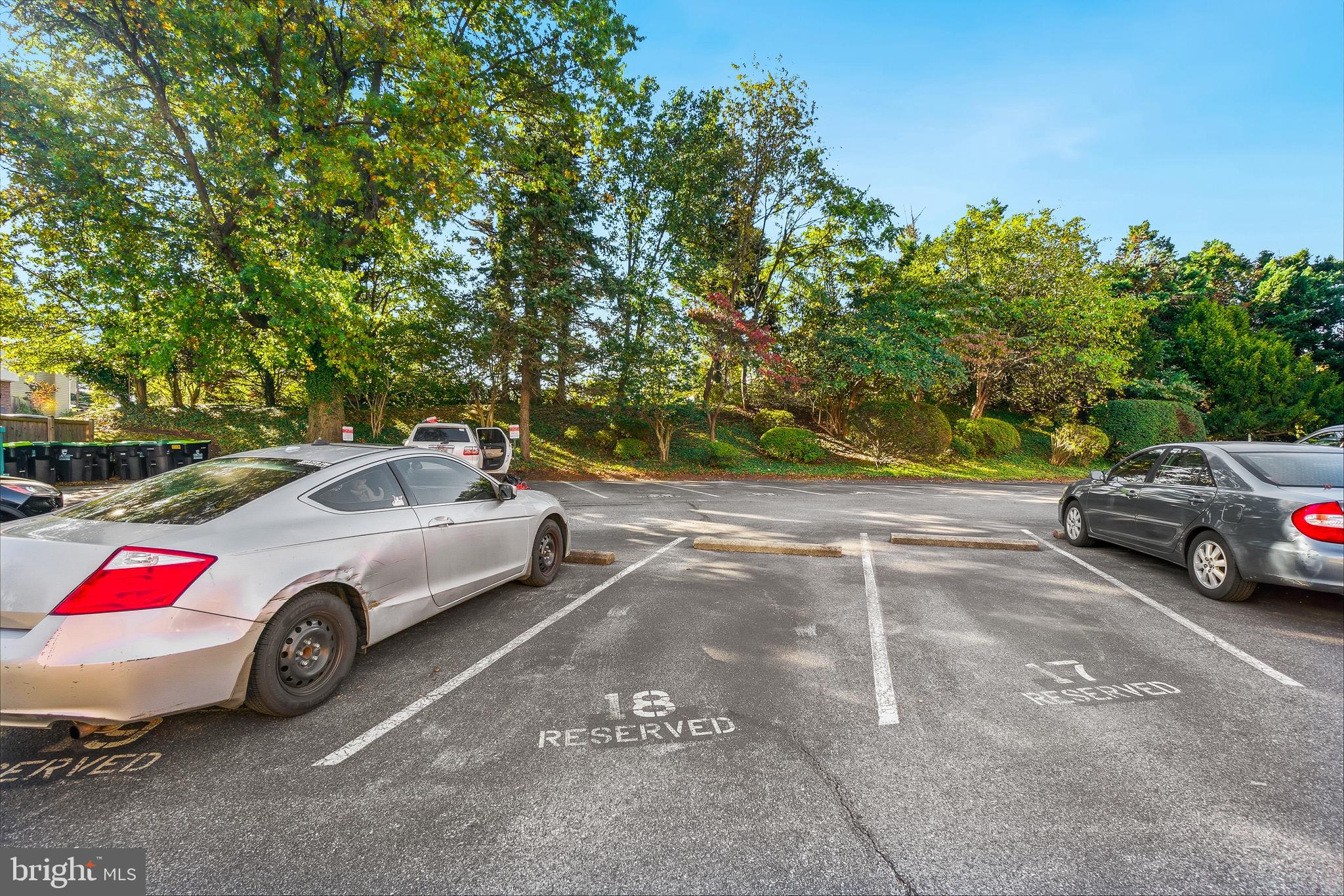 GLEN MANOR - Residential