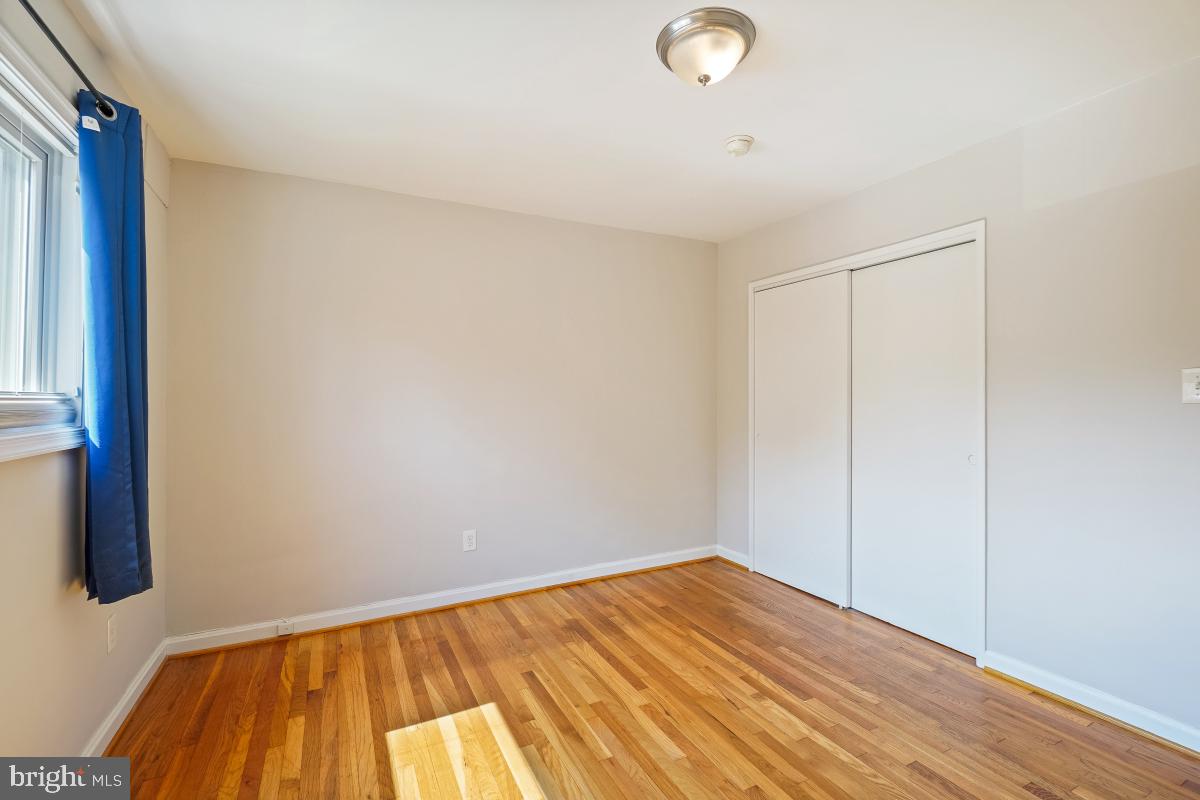 GLEN MANOR - Residential