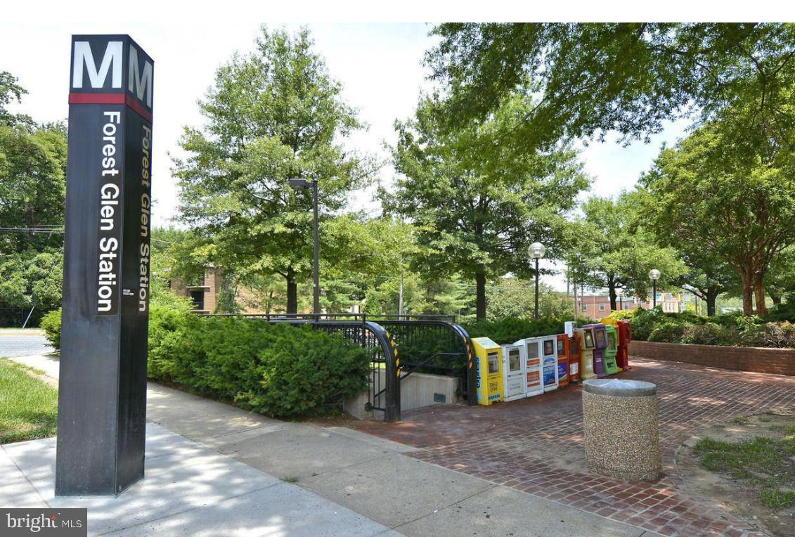 GLEN MANOR - Residential