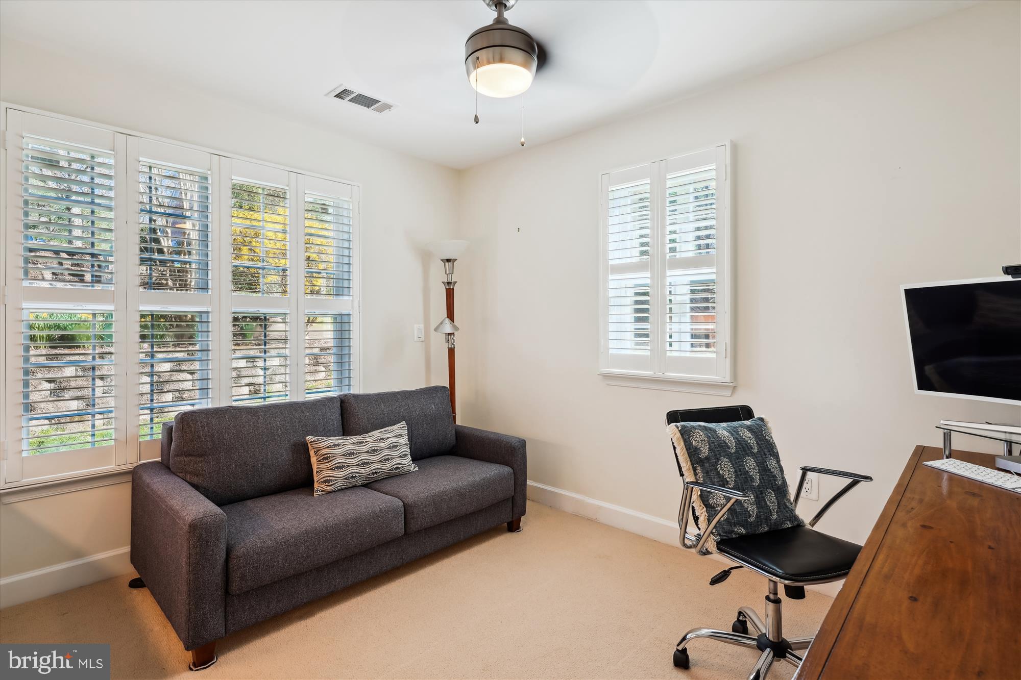 NORTH POTOMAC VILLAGE - Residential