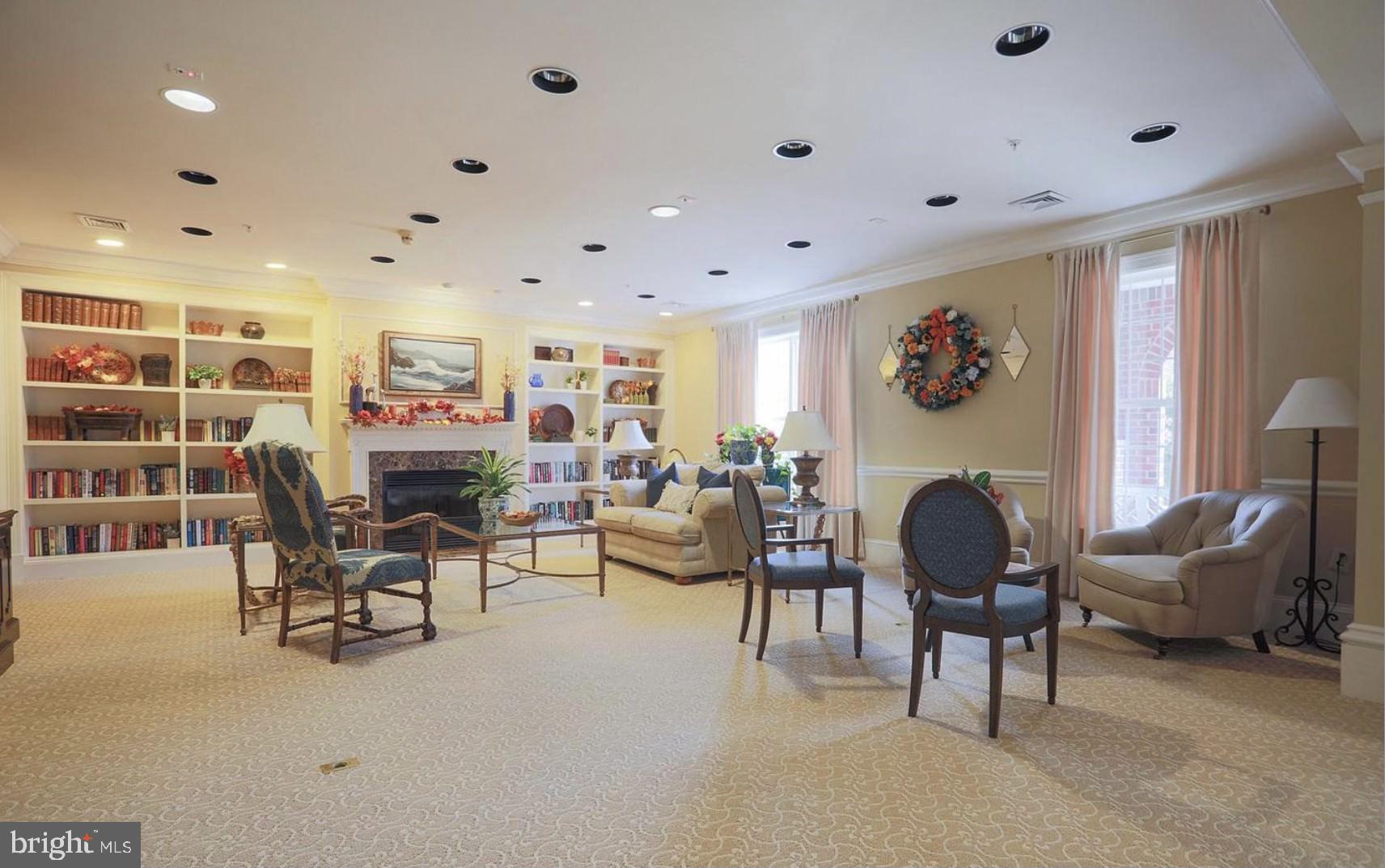 NORTH POTOMAC VILLAGE - Residential