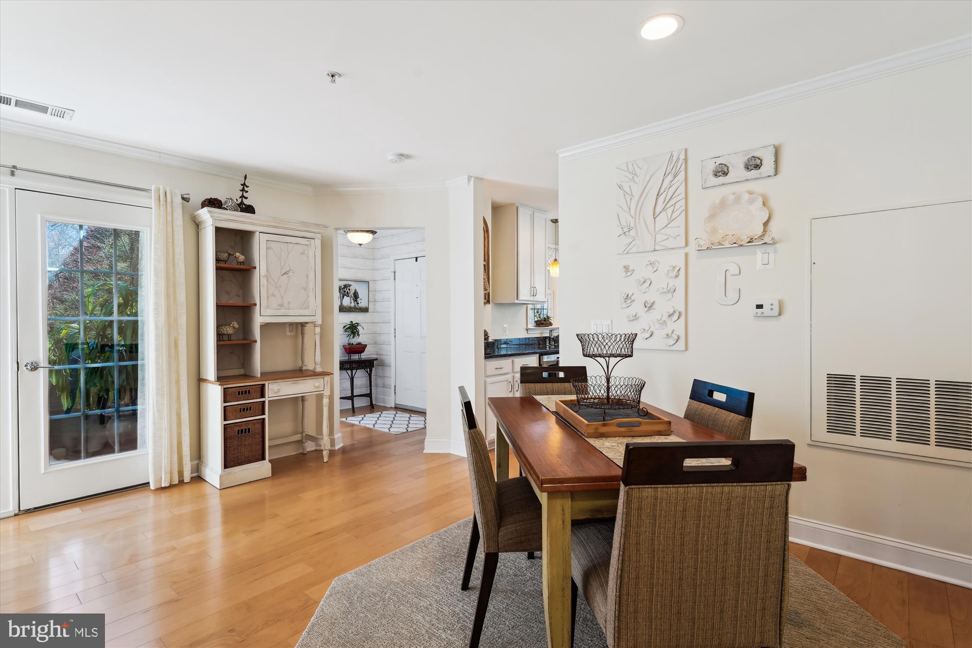 NORTH POTOMAC VILLAGE - Residential