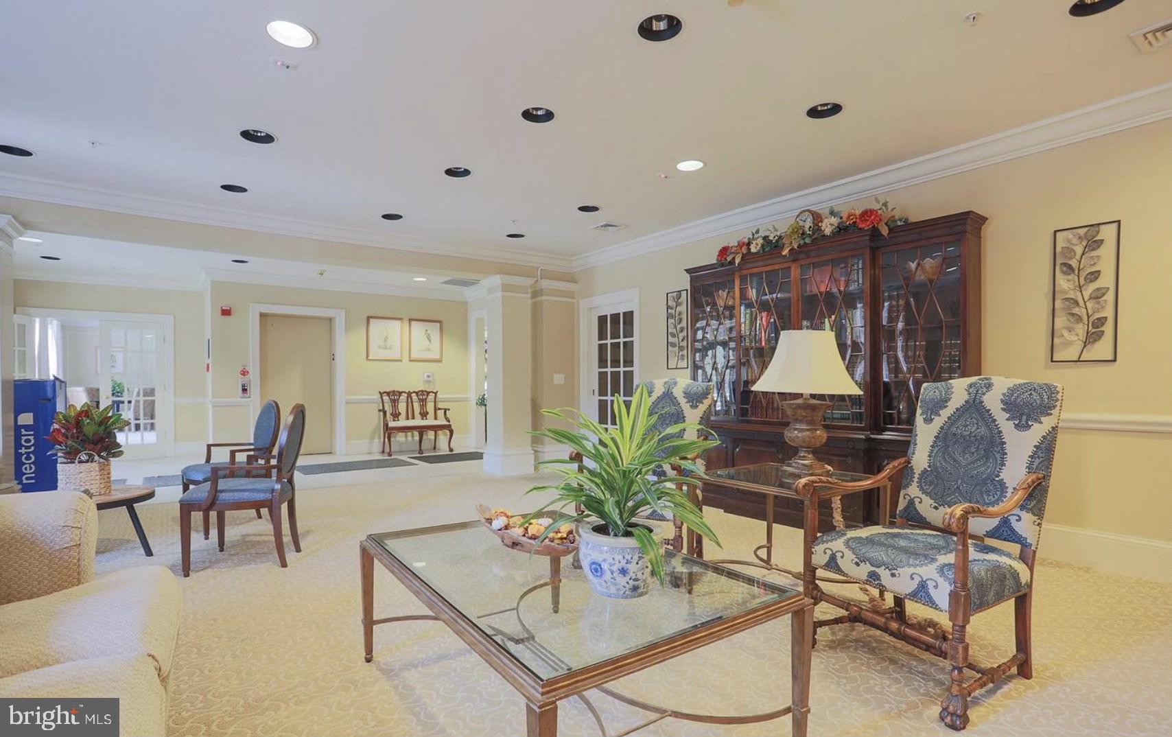 NORTH POTOMAC VILLAGE - Residential