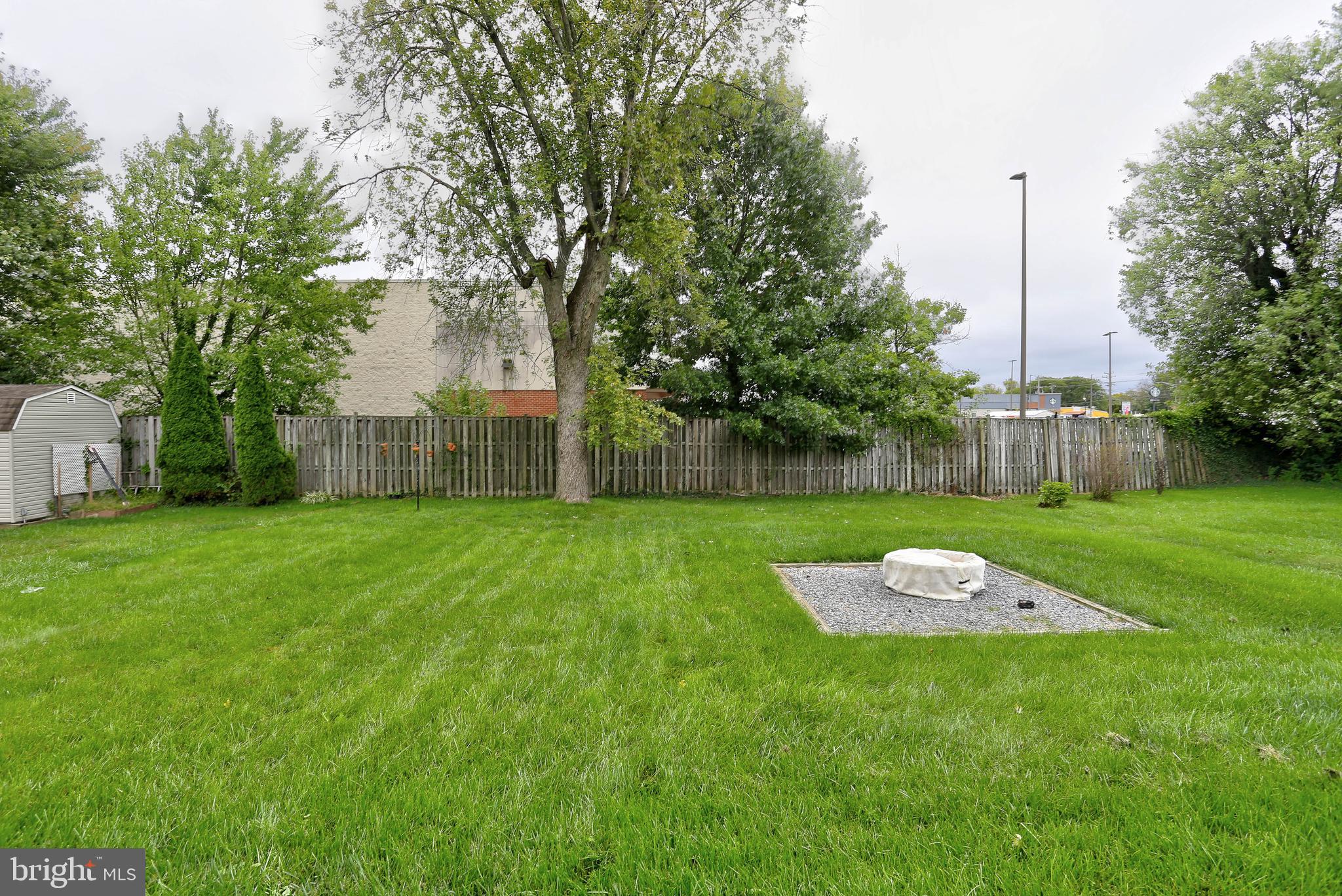 7 RANDALL AVENUE