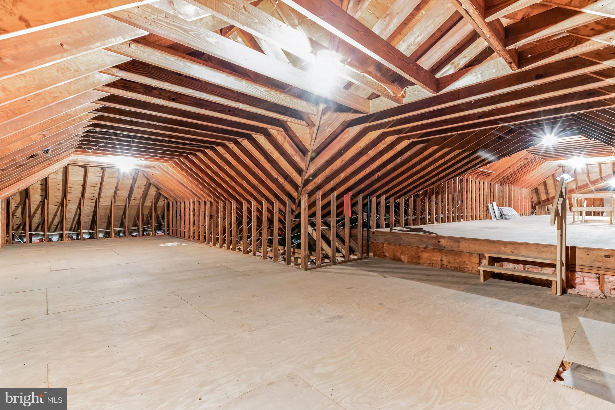 KERRICK MANOR - Residential