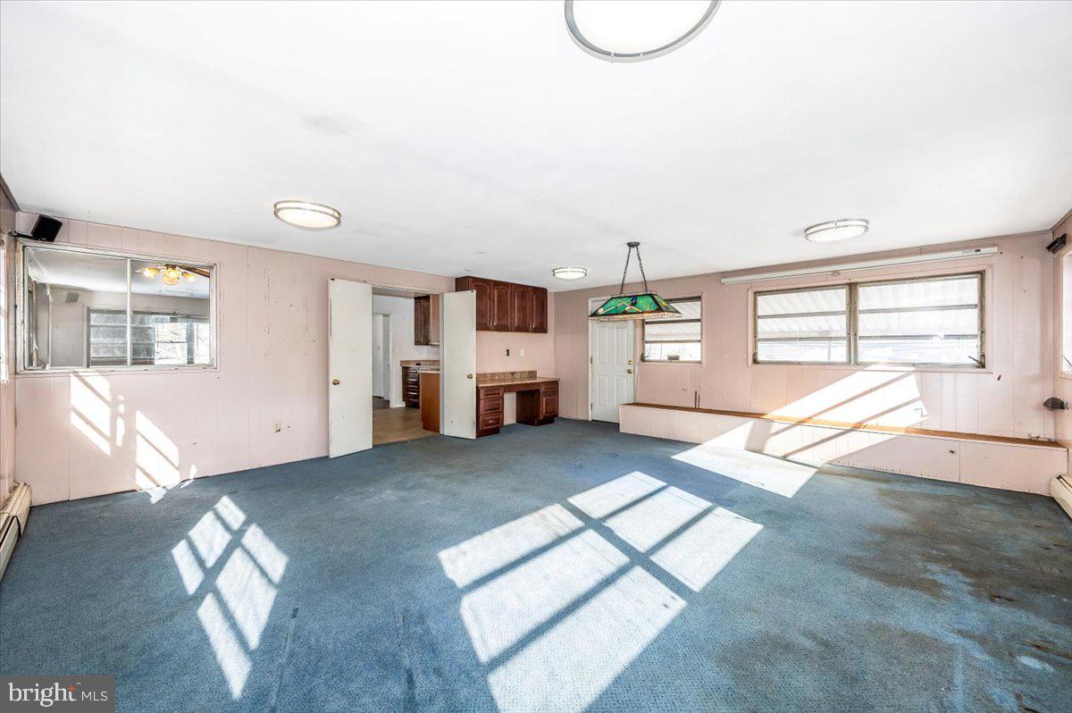 WYNNEWOOD - Residential