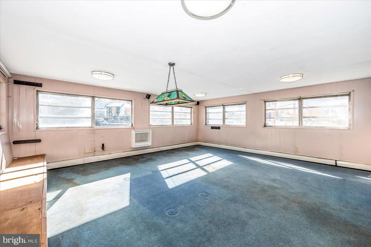 WYNNEWOOD - Residential