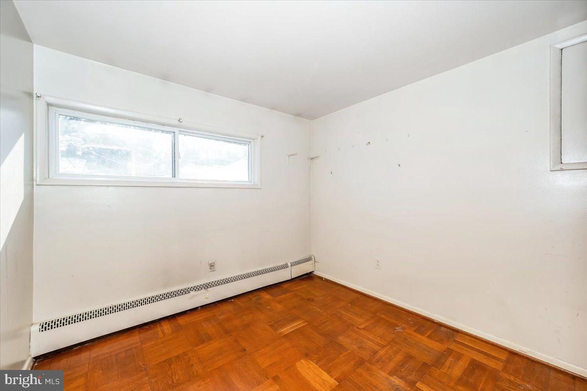 WYNNEWOOD - Residential