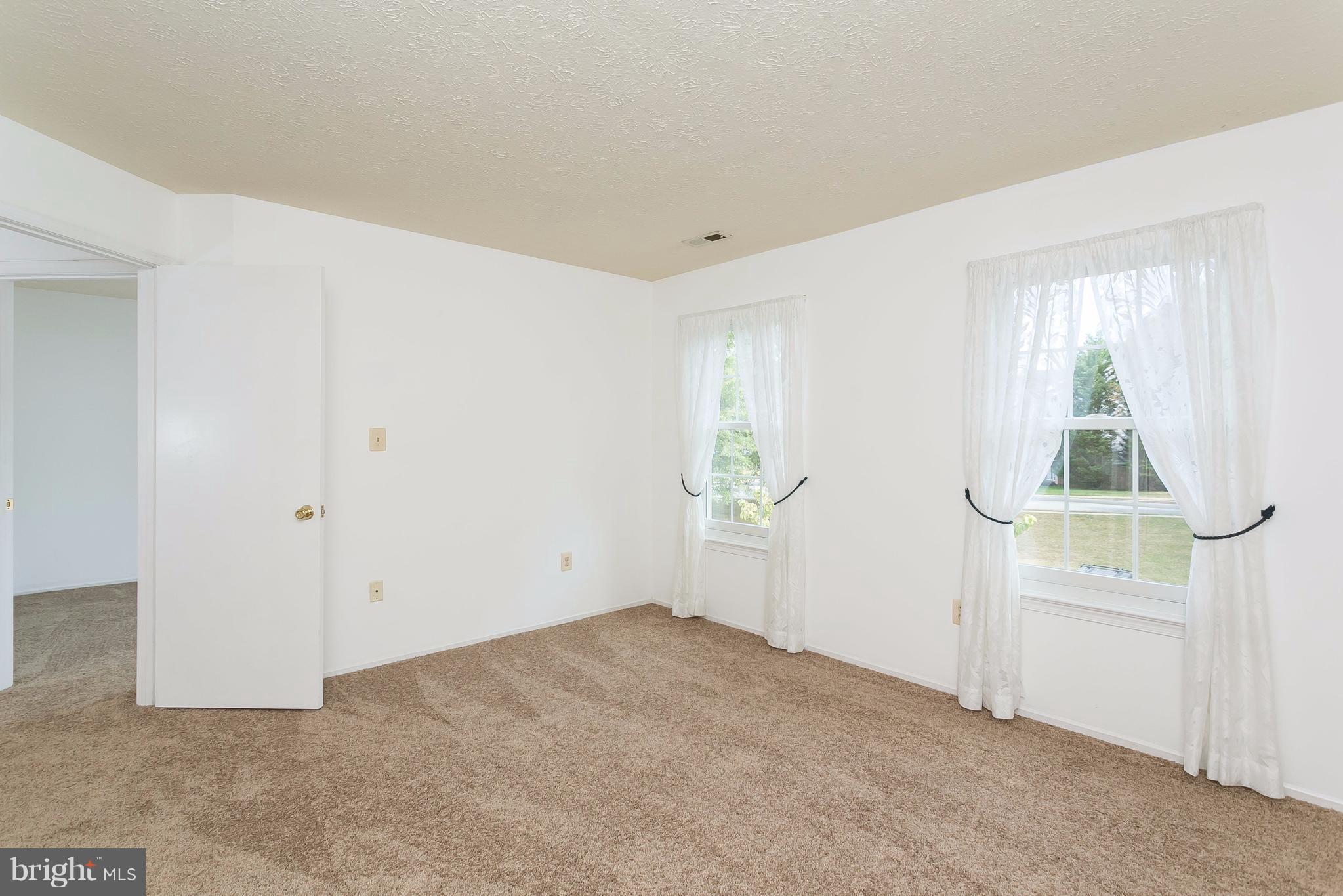 RED FOX FARMS - Residential