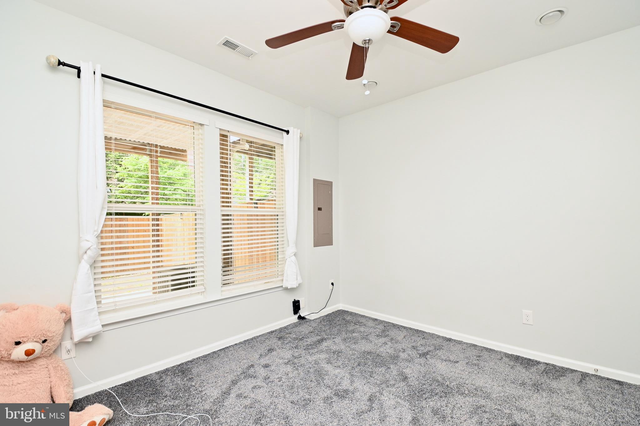 OVERLOOK AT UNIVERSITY CENTER - Residential