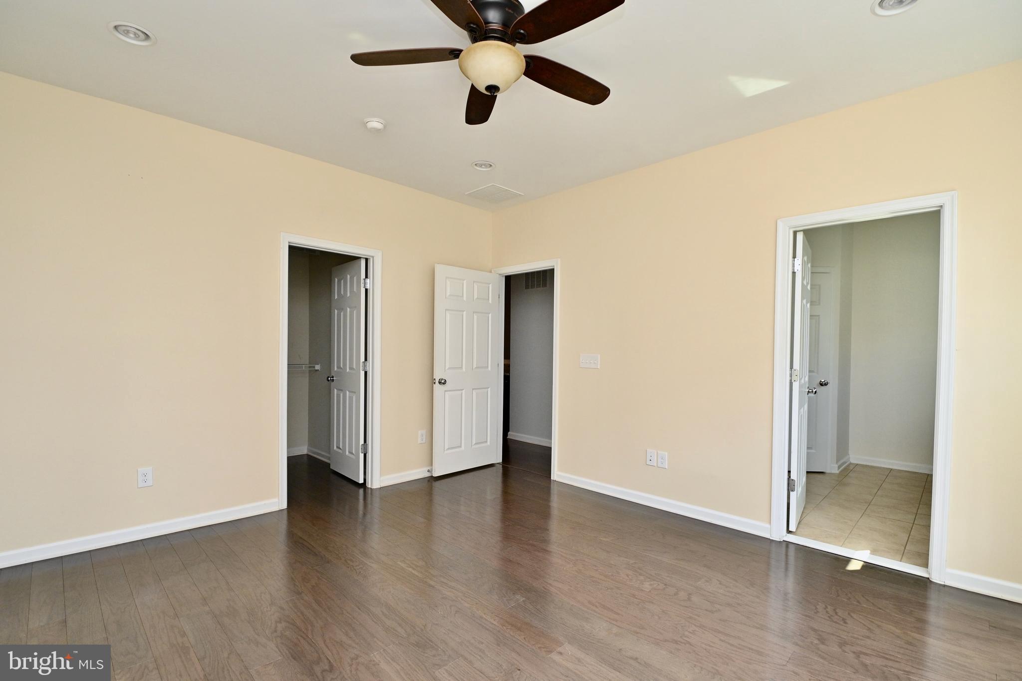 OVERLOOK AT UNIVERSITY CENTER - Residential