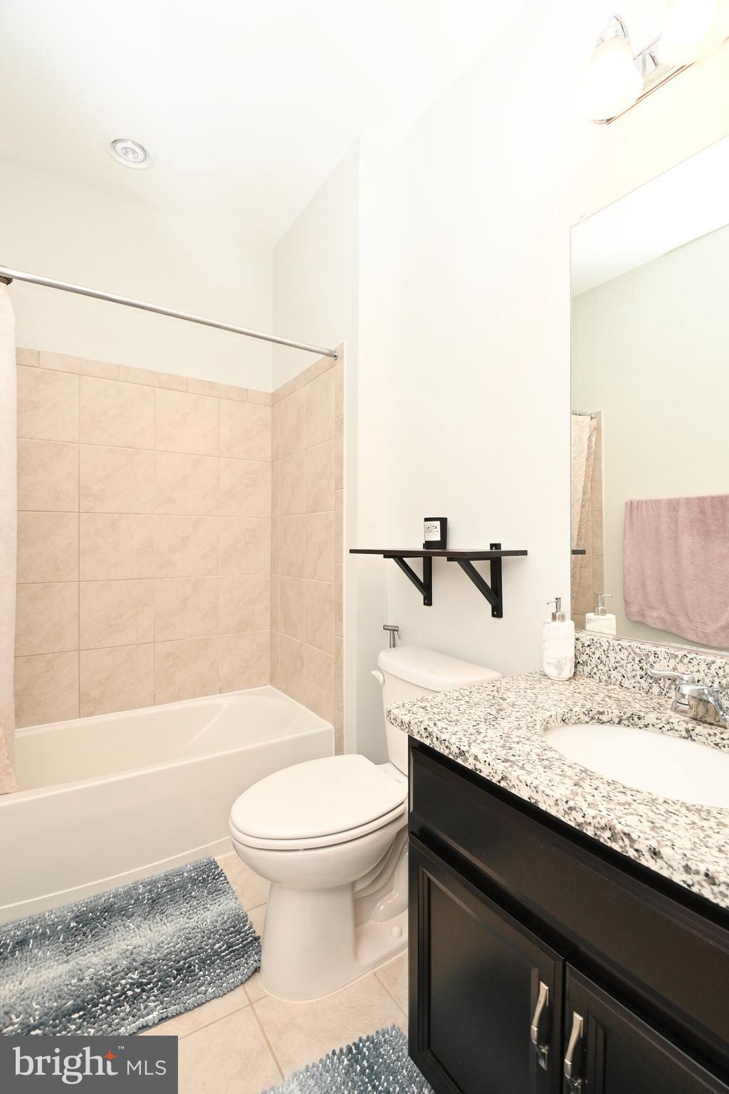 OVERLOOK AT UNIVERSITY CENTER - Residential