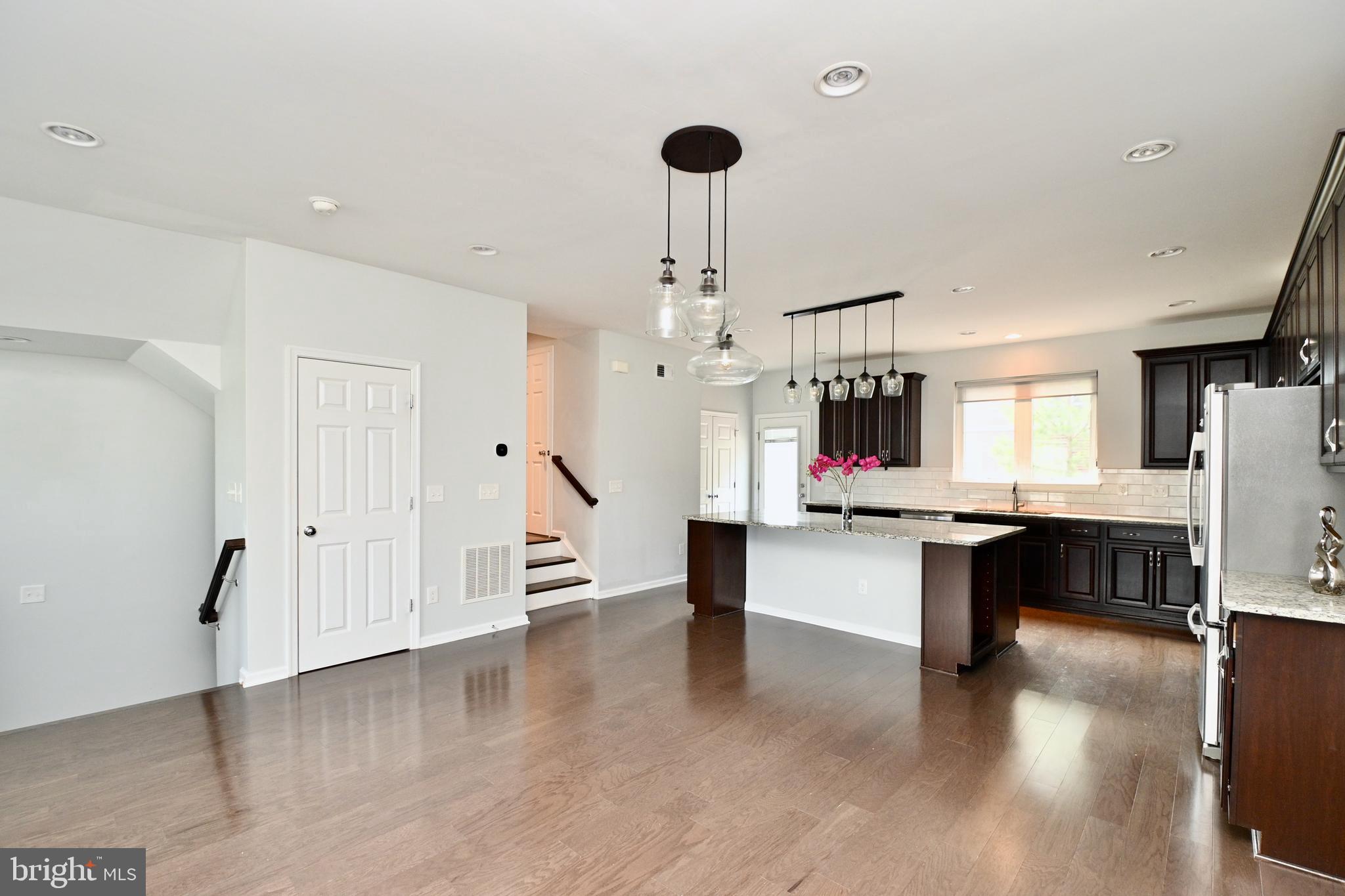 OVERLOOK AT UNIVERSITY CENTER - Residential