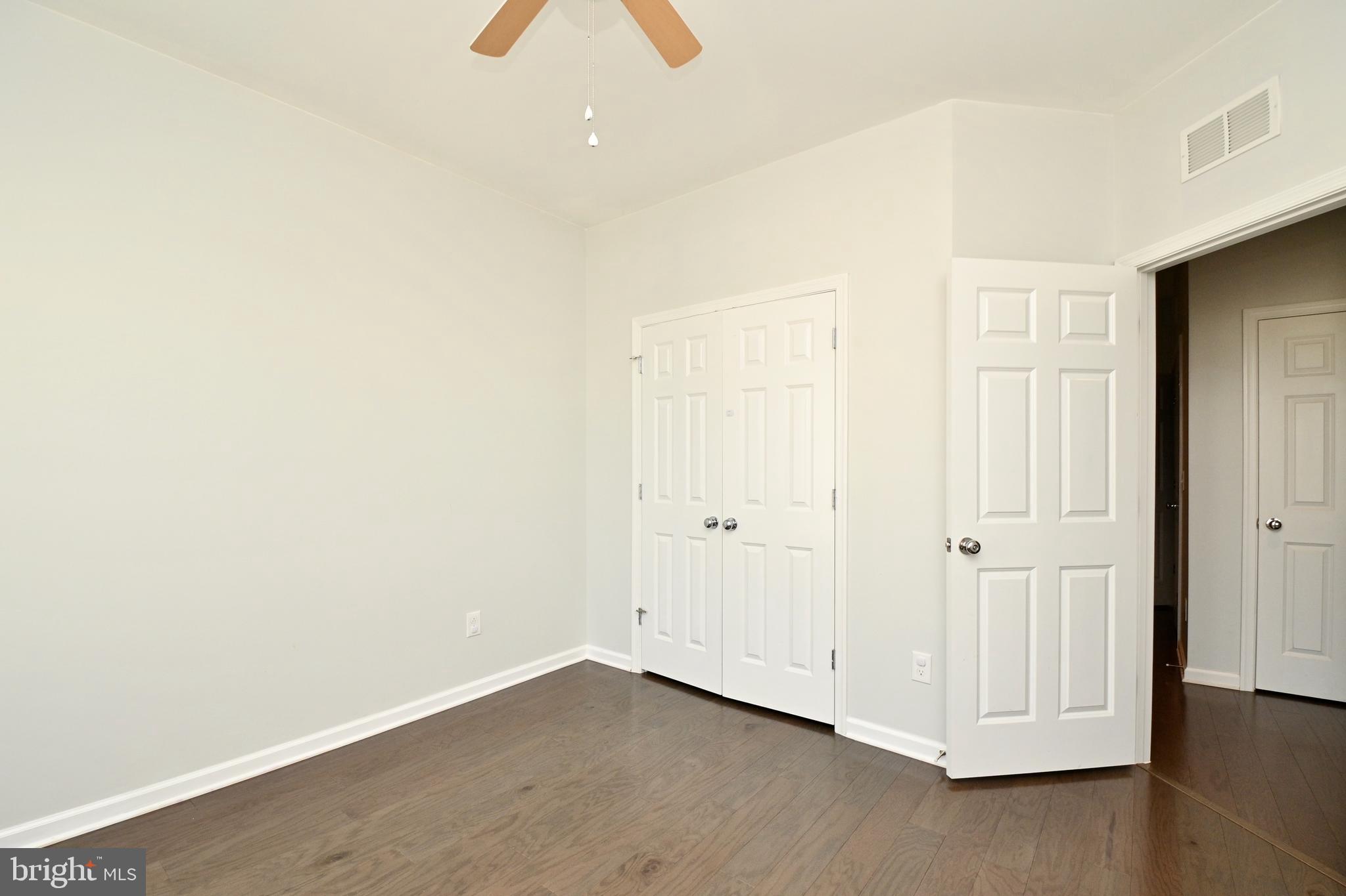 OVERLOOK AT UNIVERSITY CENTER - Residential